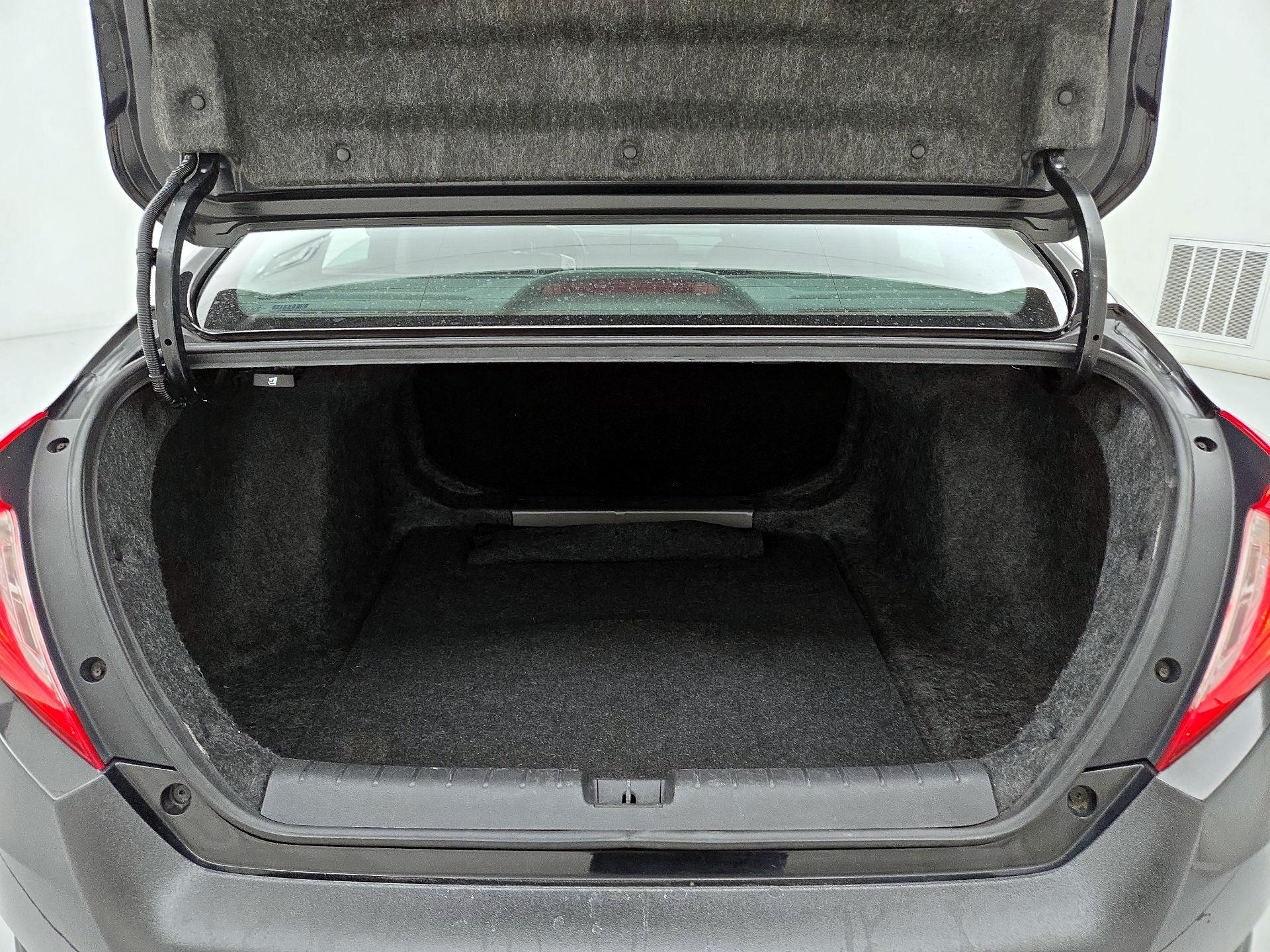 Thumbnail: 2016 Honda Civic - 19