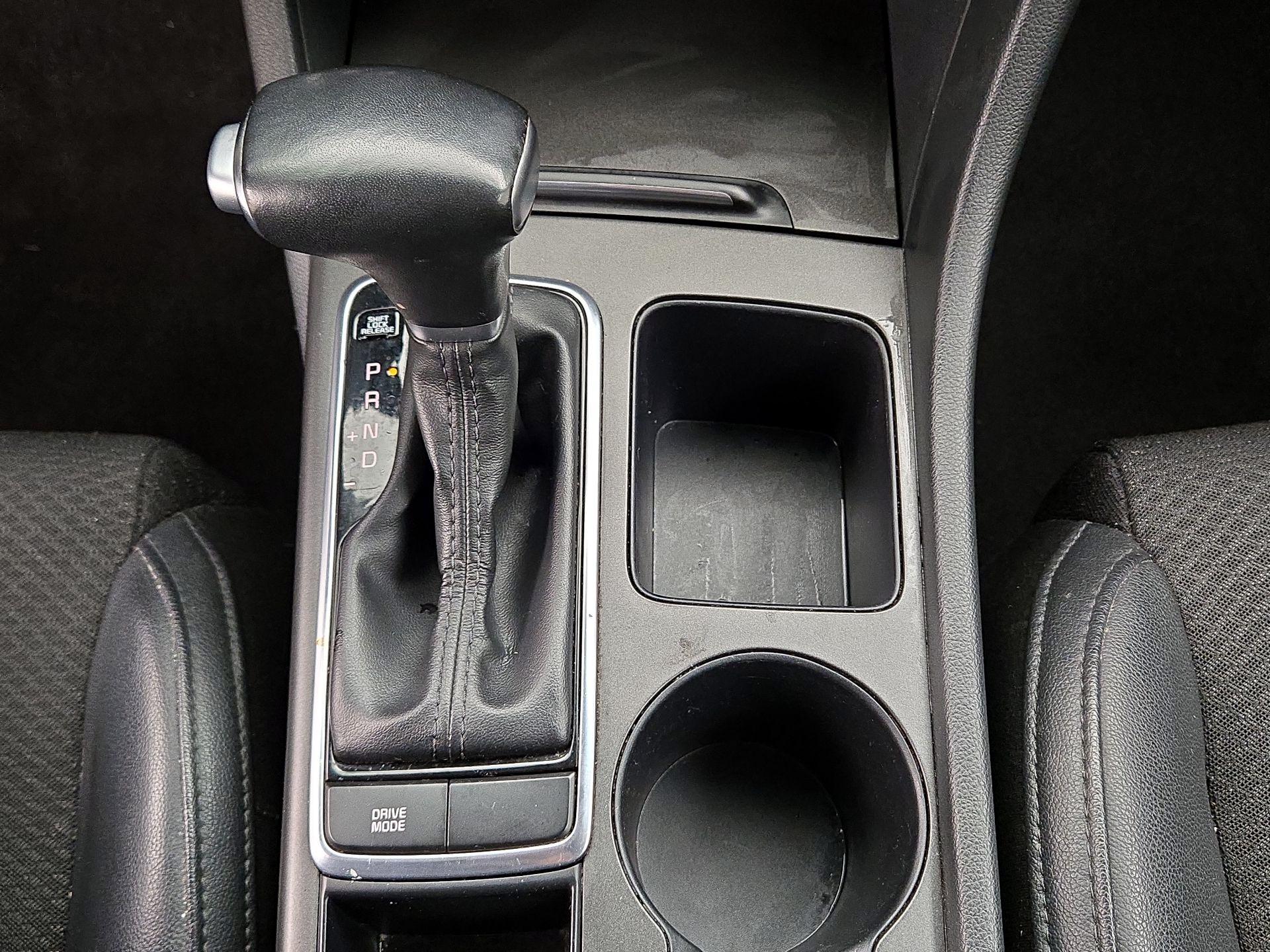 Thumbnail: 2018 Kia Optima - 16