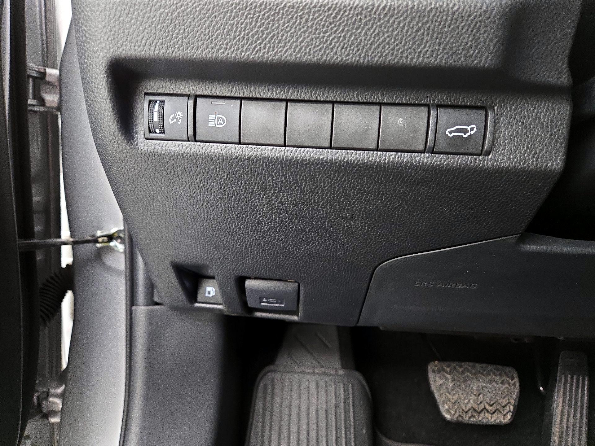 Thumbnail: 2024 Toyota RAV4 - 13