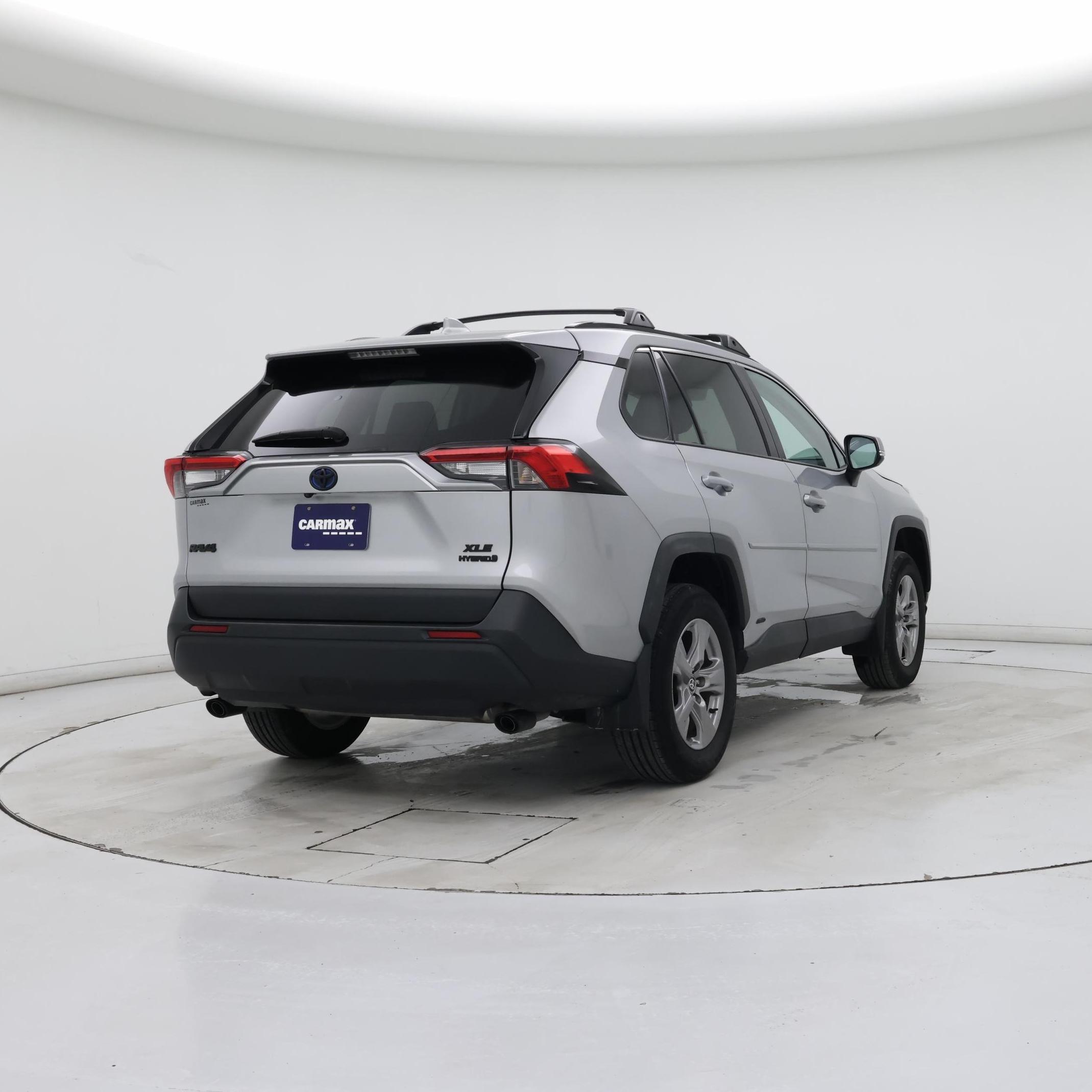 Thumbnail: 2024 Toyota RAV4 - 8