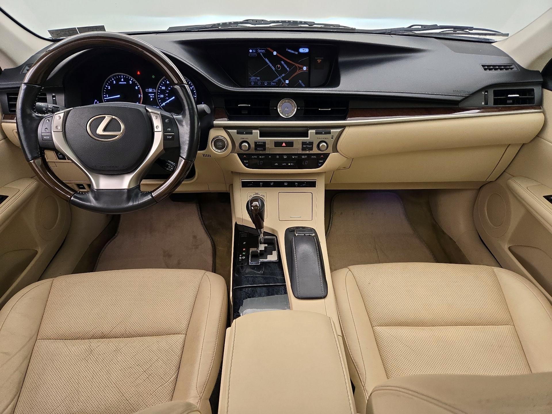 Thumbnail: 2015 Lexus ES - 9