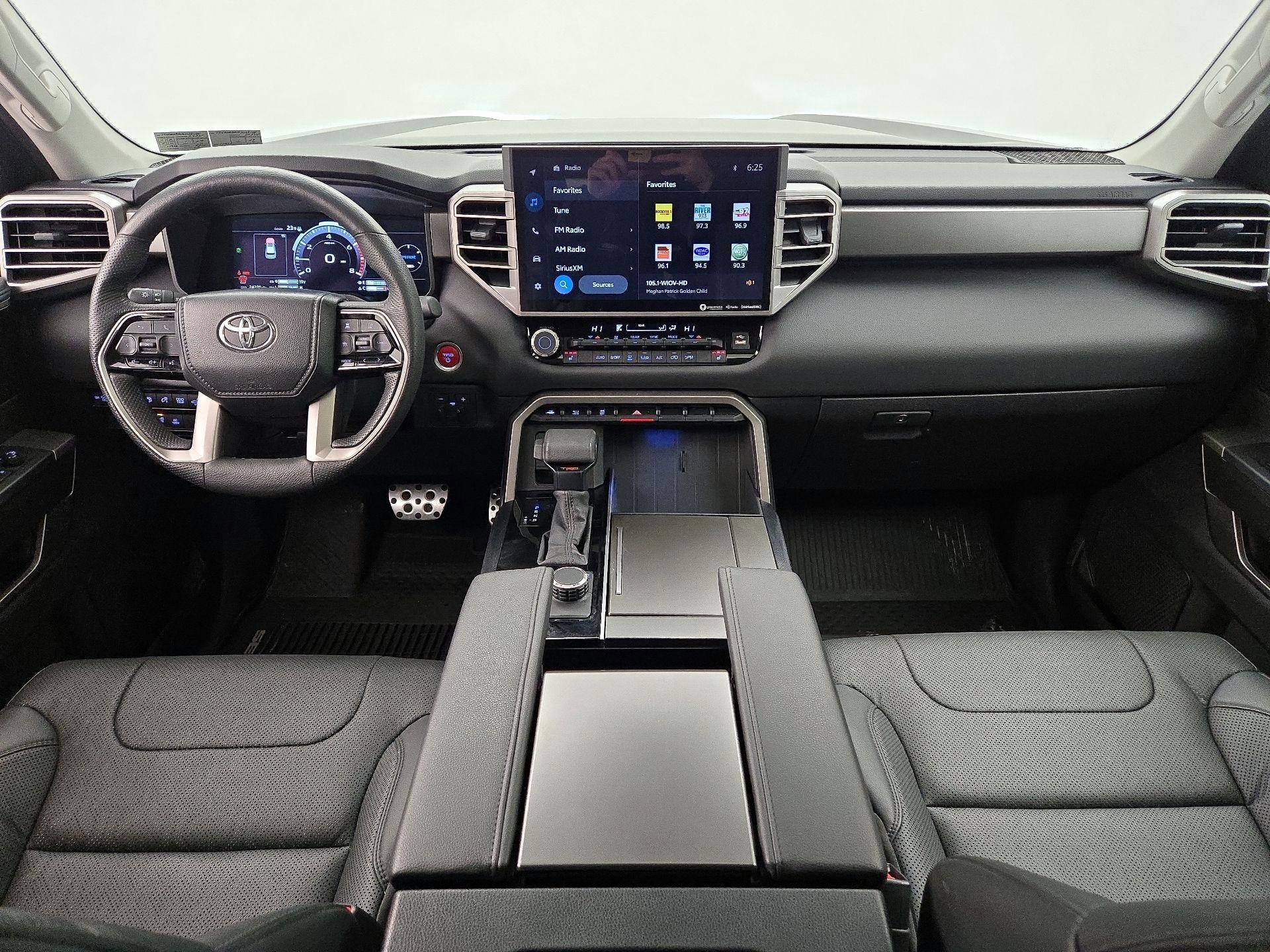 Thumbnail: 2024 Toyota Sequoia - 9