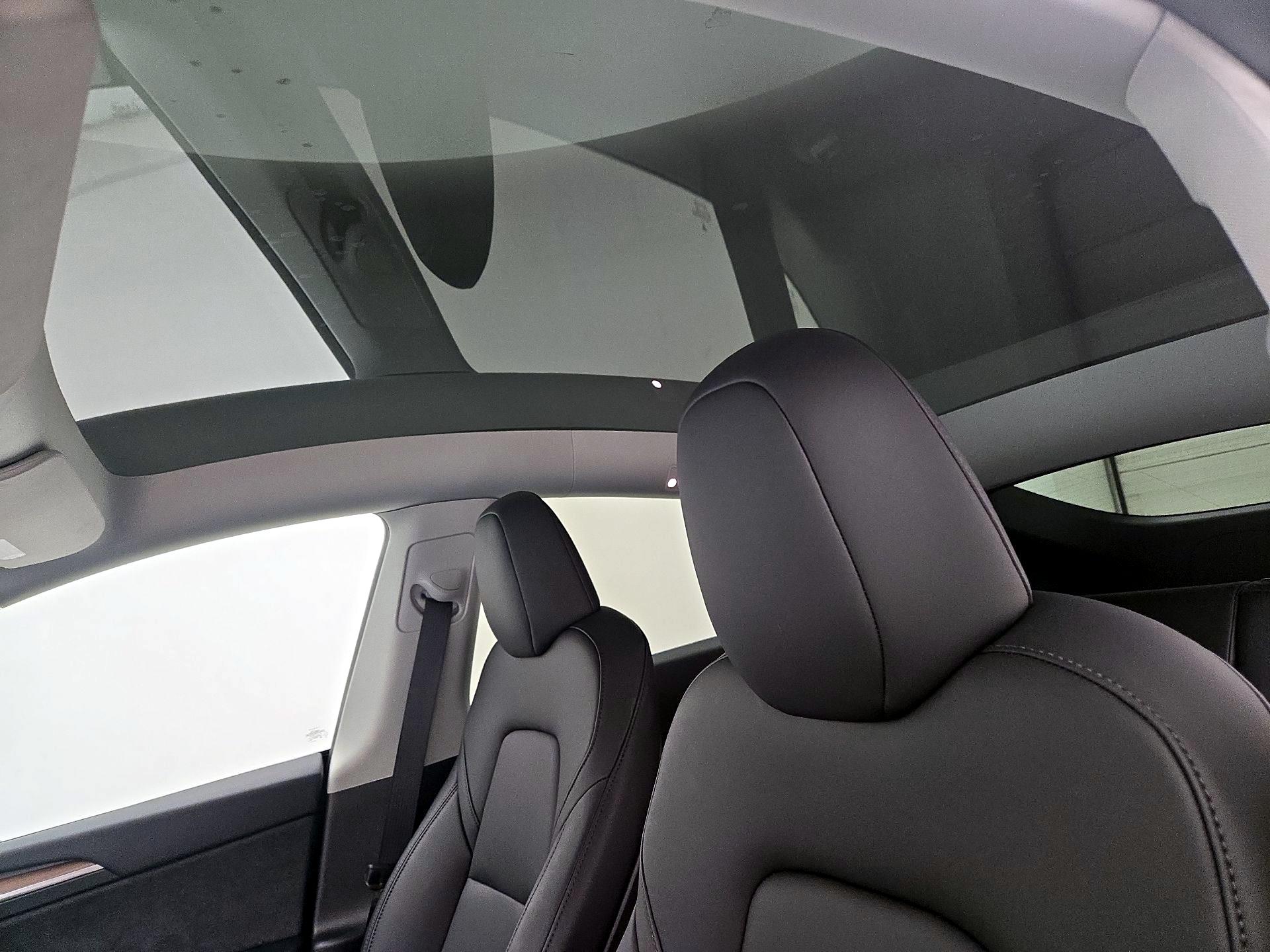 Thumbnail: 2025 Tesla Model Y - 18