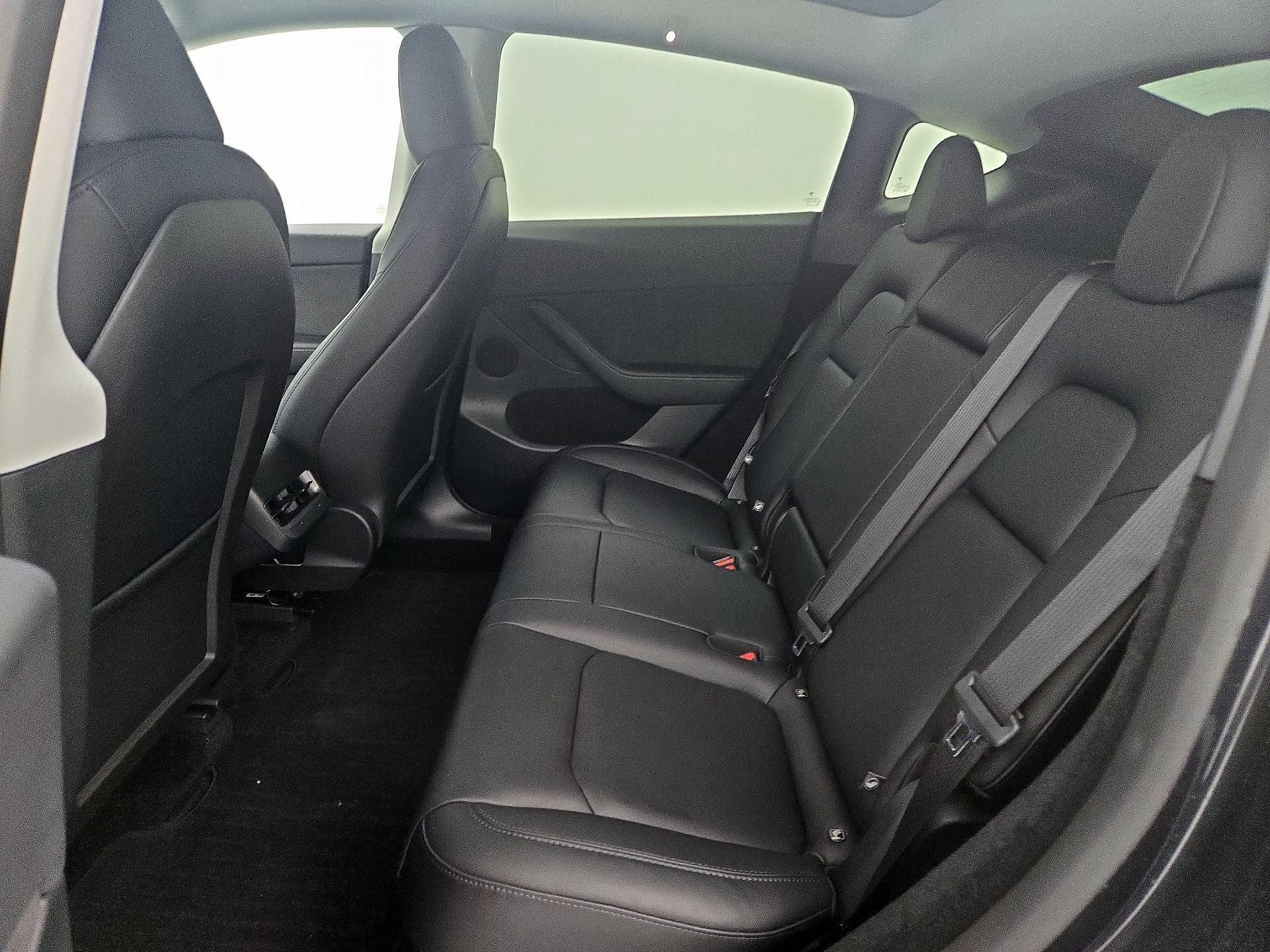 Thumbnail: 2025 Tesla Model Y - 19