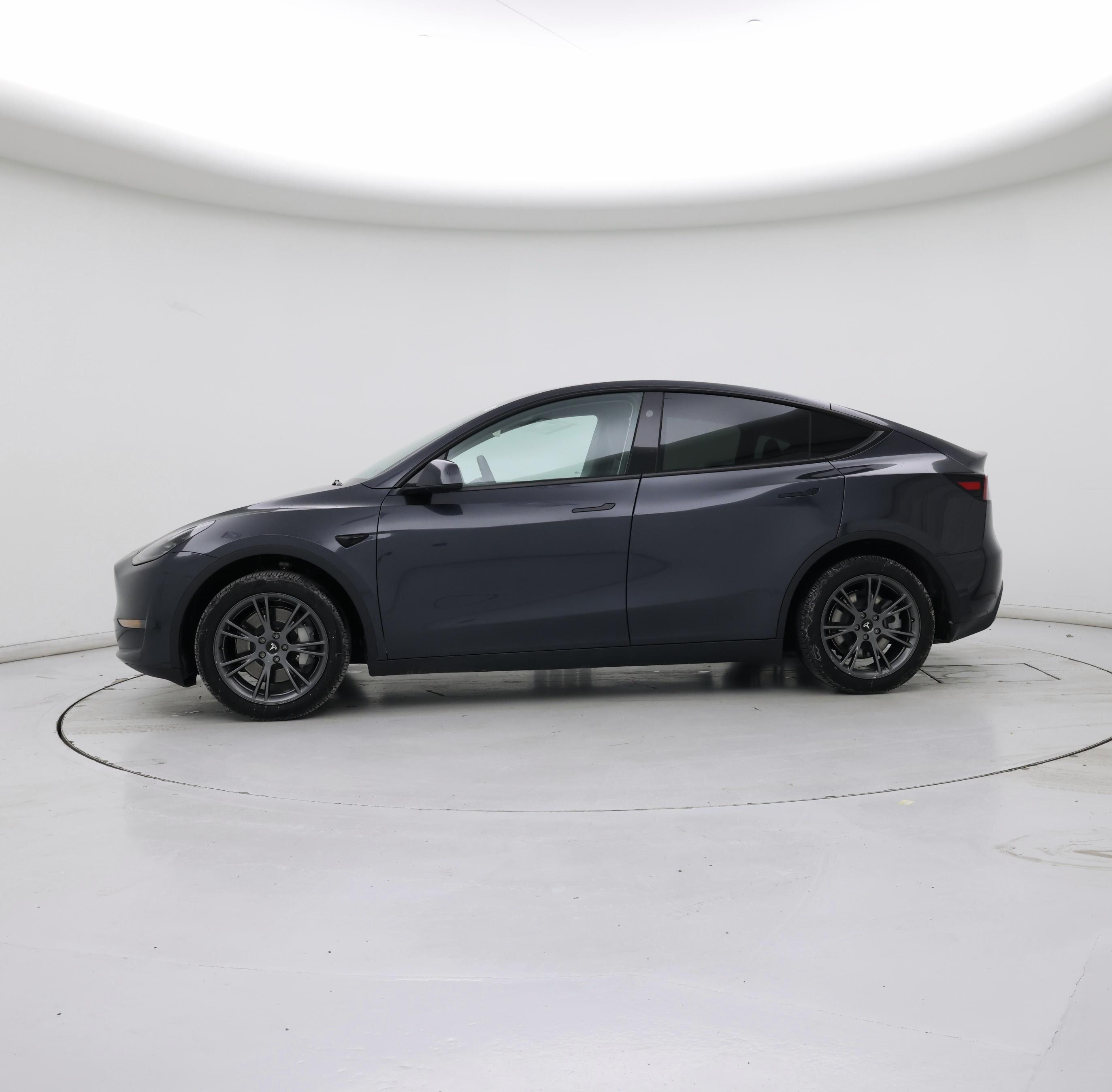 Thumbnail: 2025 Tesla Model Y - 3