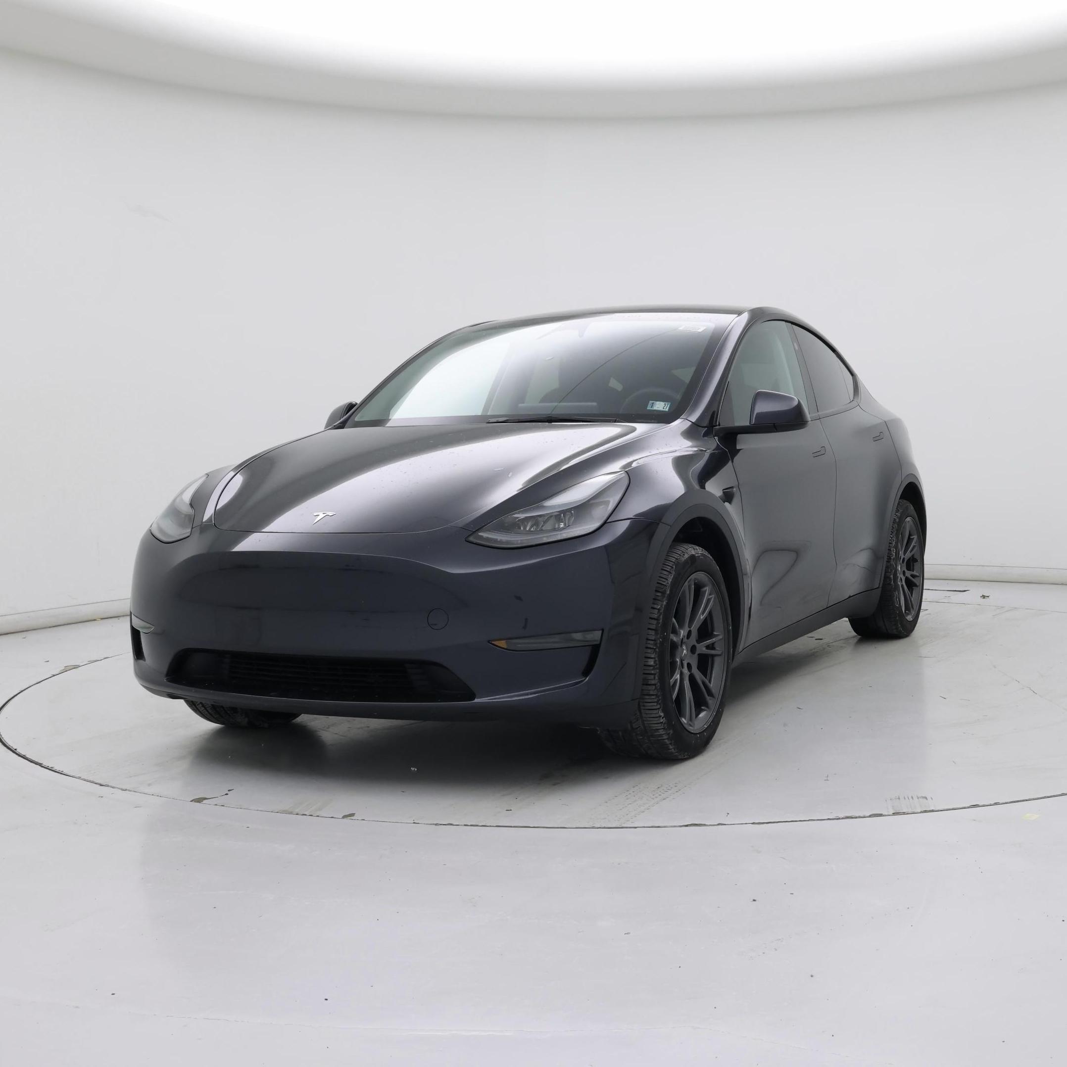 Thumbnail: 2025 Tesla Model Y - 4