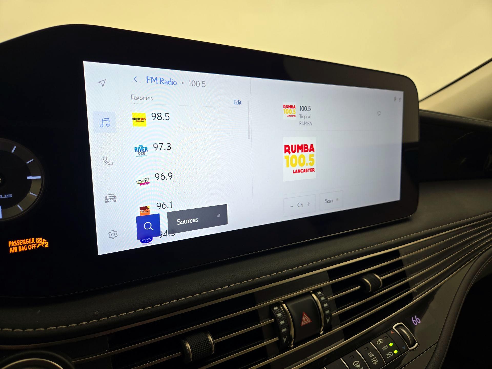 Thumbnail: 2024 Lexus LS - 15