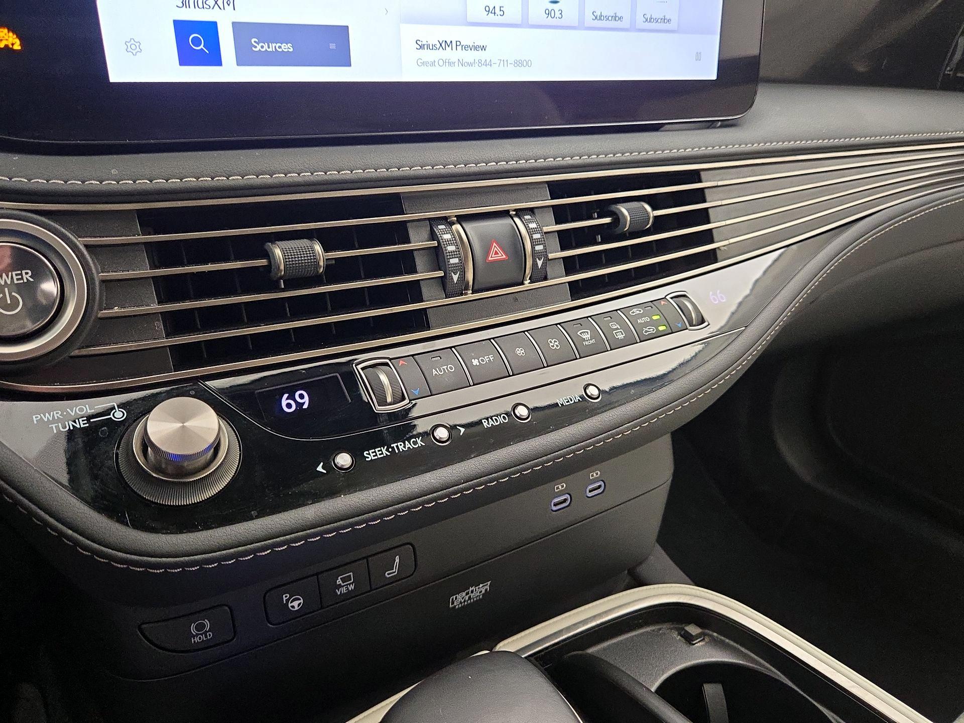 Thumbnail: 2024 Lexus LS - 16