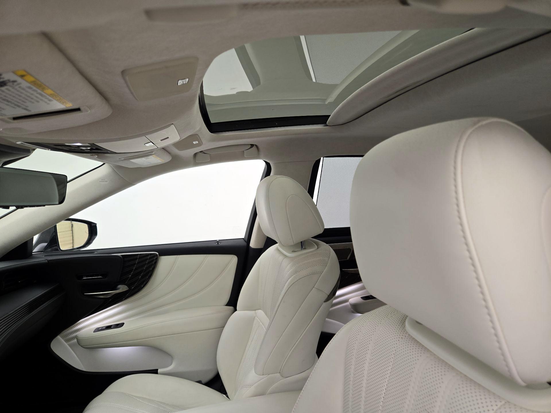 Thumbnail: 2024 Lexus LS - 19