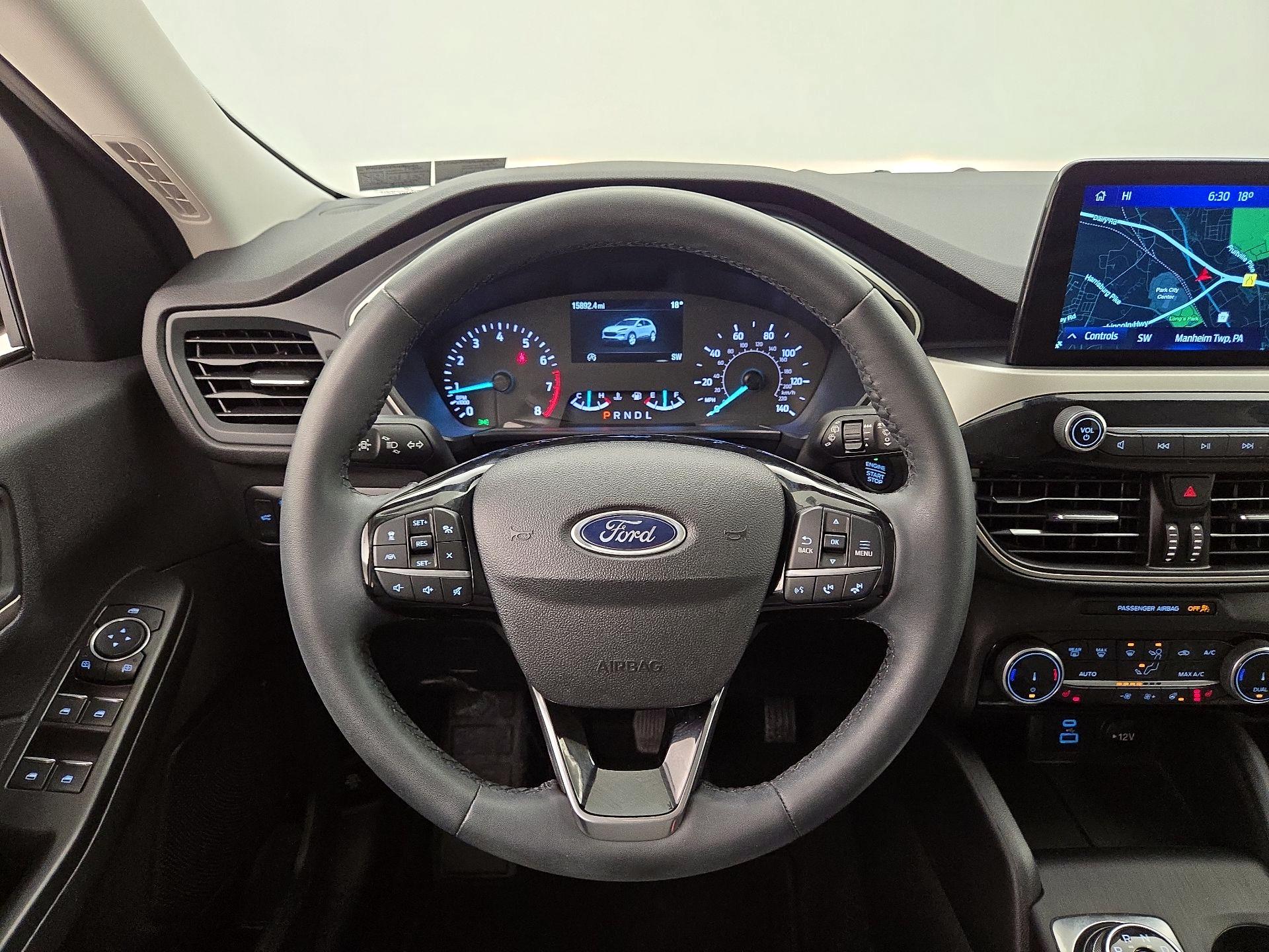 Thumbnail: 2022 Ford Escape - 10