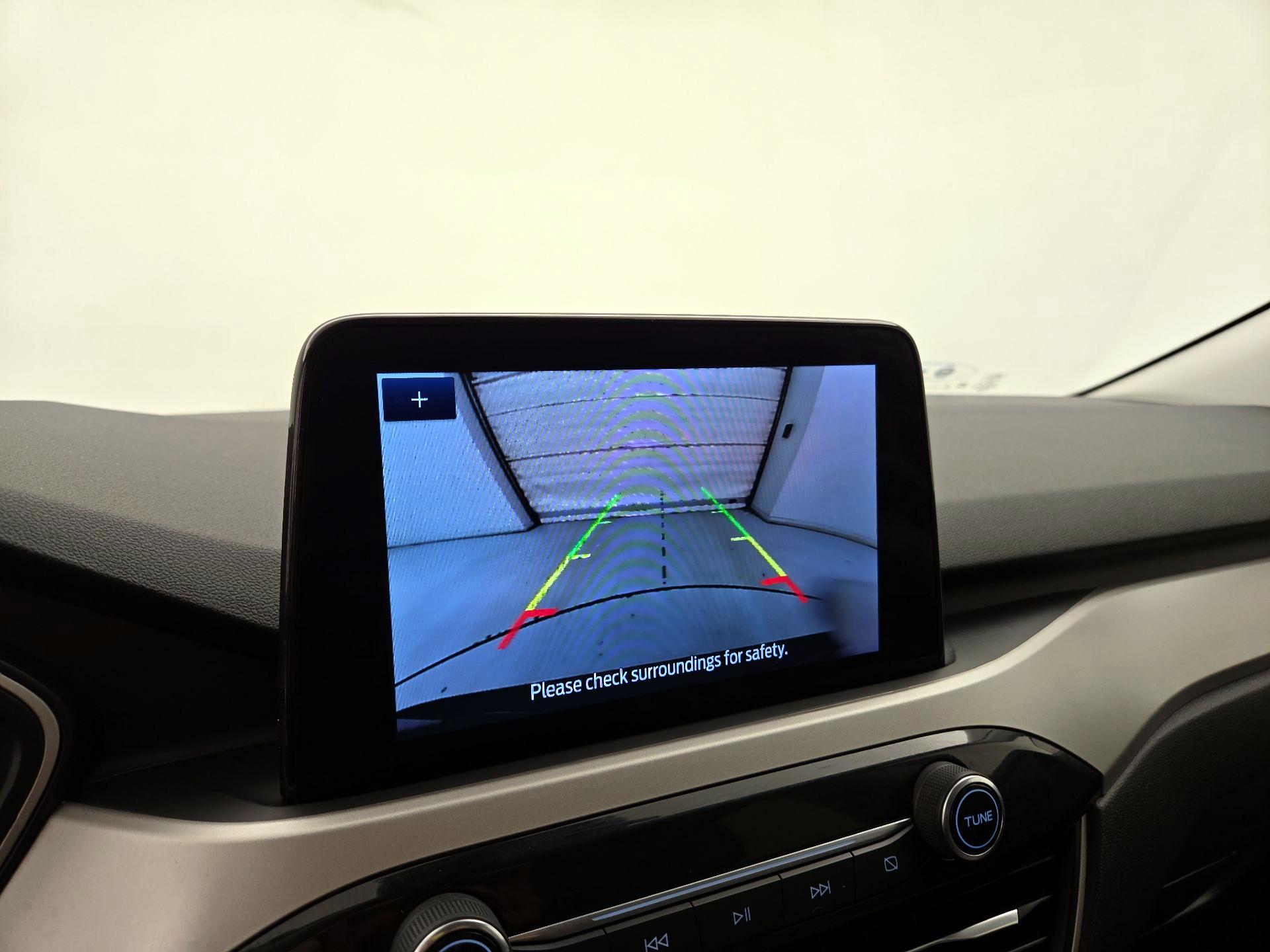 Thumbnail: 2022 Ford Escape - 15