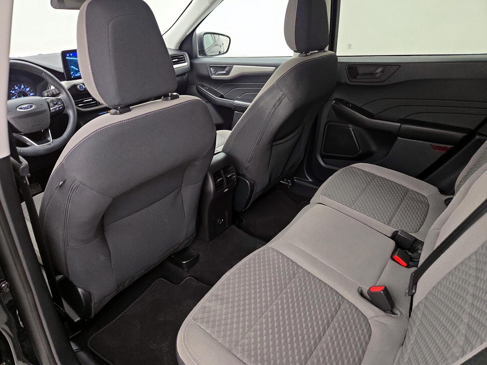 Thumbnail: 2022 Ford Escape - 20