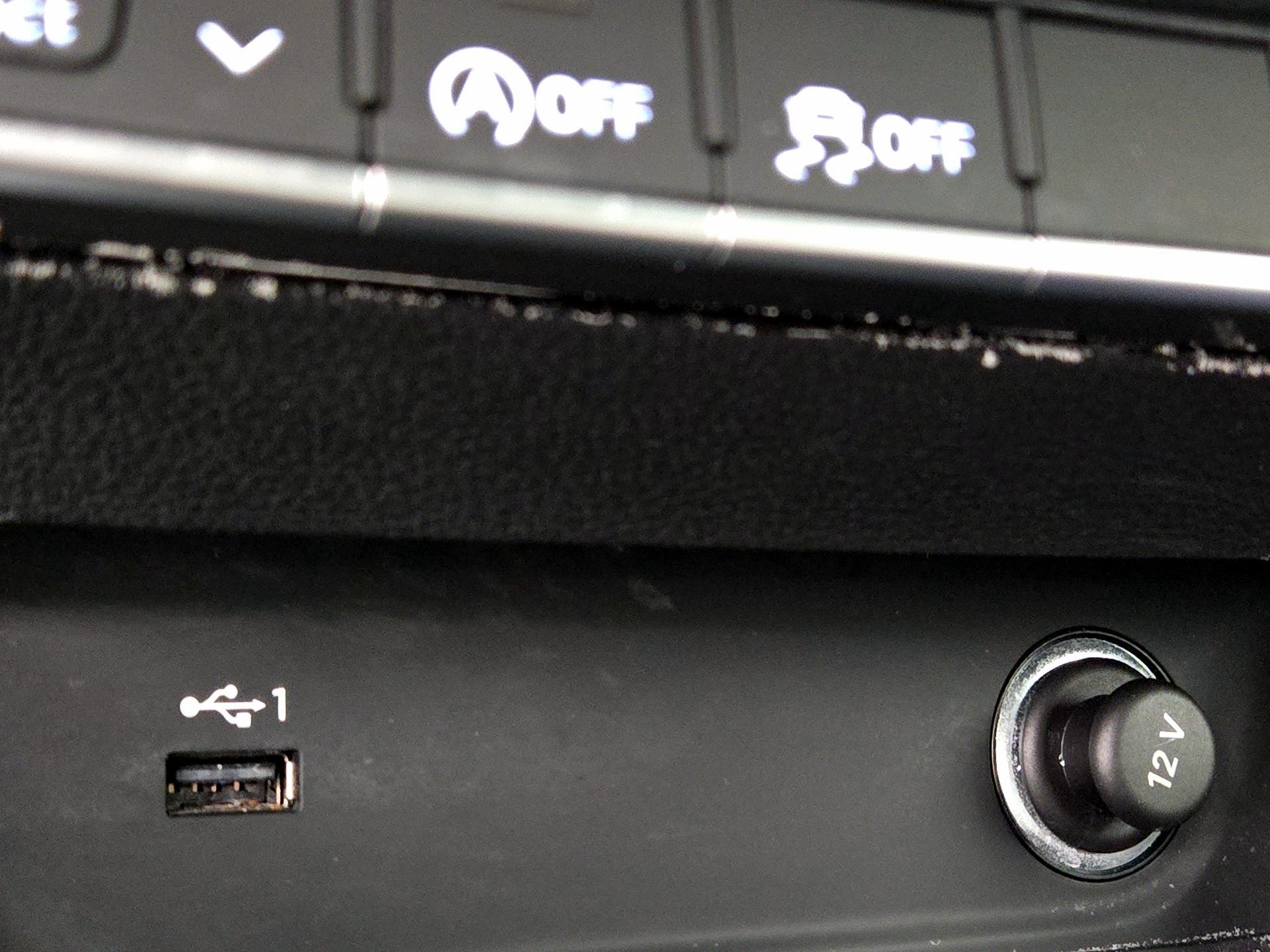 Thumbnail: 2023 Audi A4 - 18