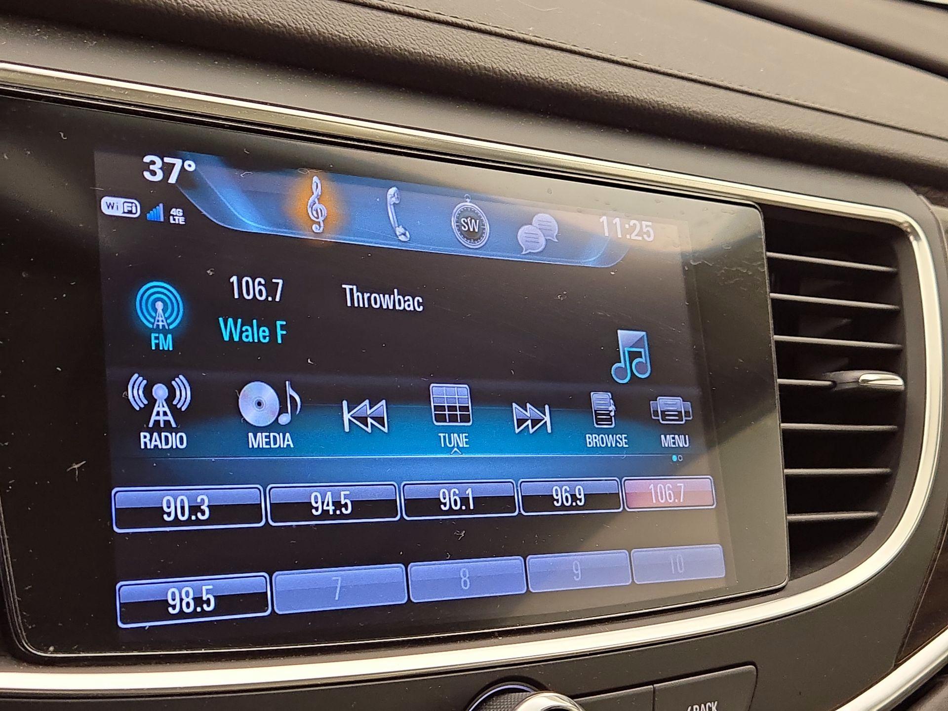 Thumbnail: 2017 Buick LaCrosse - 14