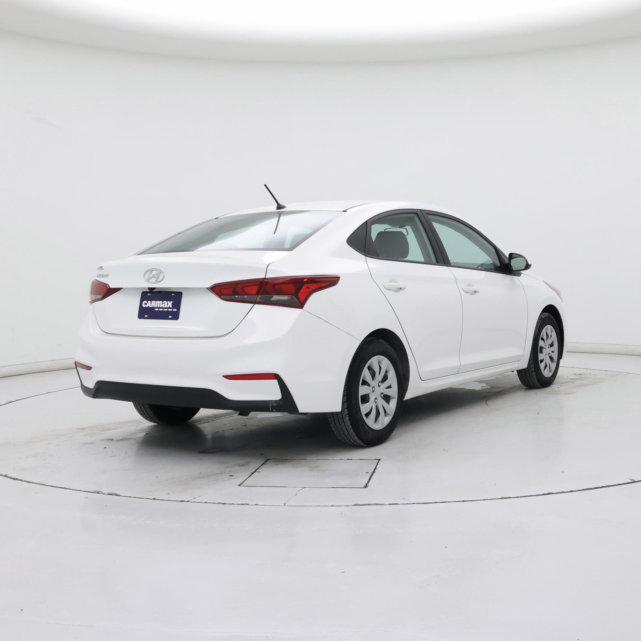 Thumbnail: 2022 Hyundai Accent - 8