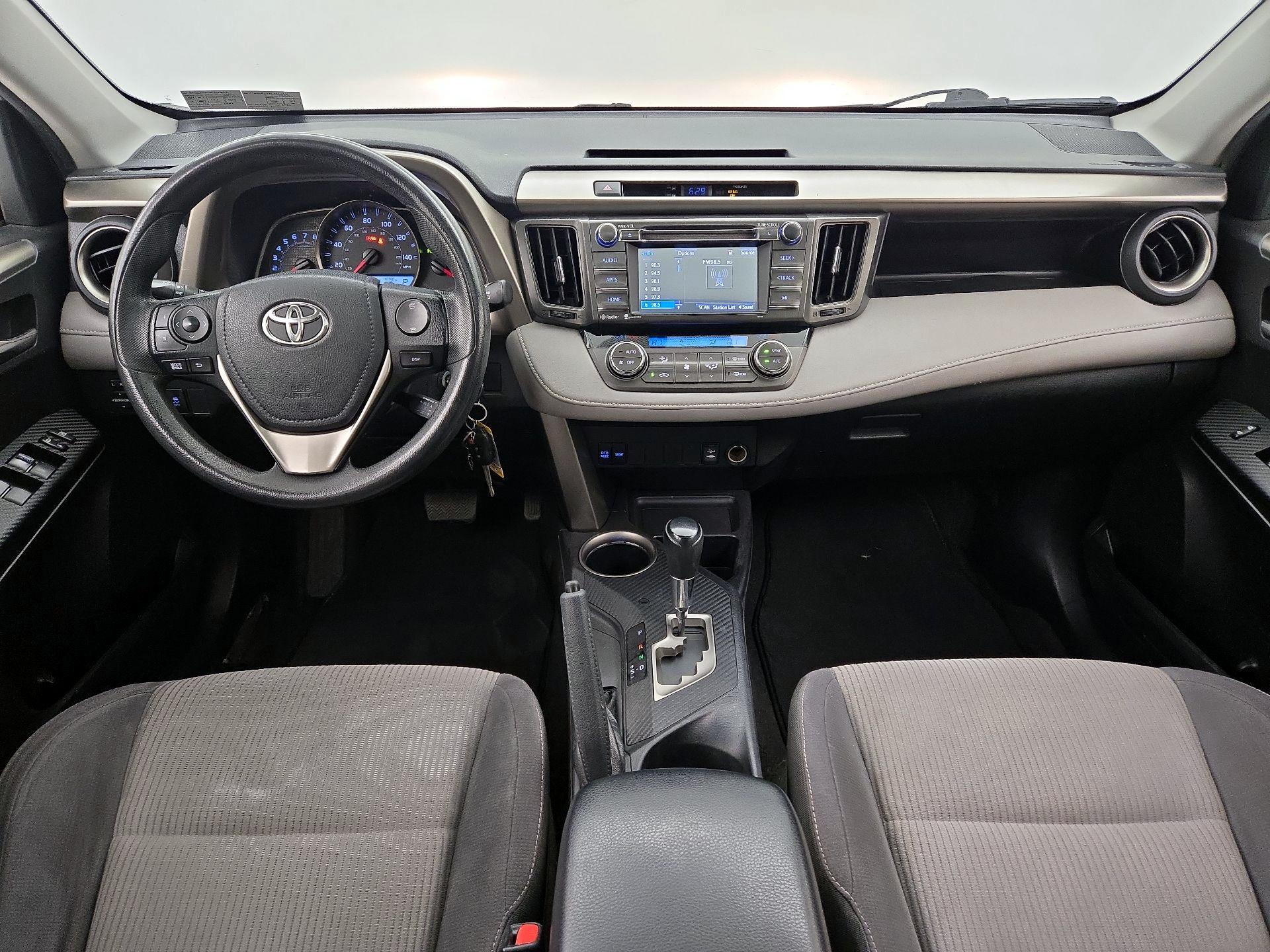 Thumbnail: 2014 Toyota RAV4 - 9