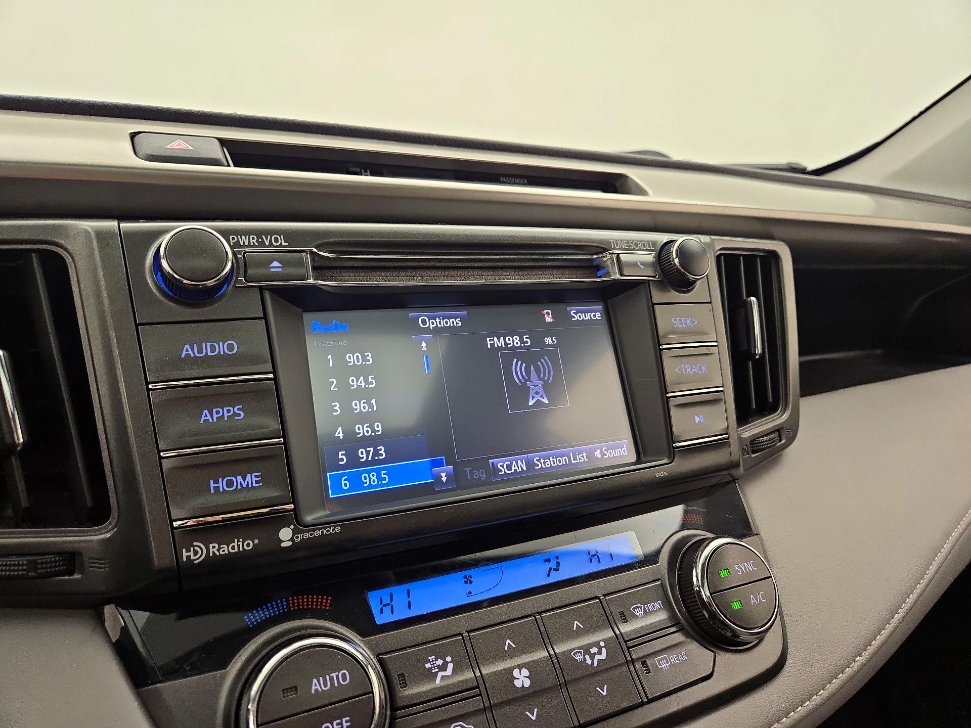 Thumbnail: 2014 Toyota RAV4 - 15