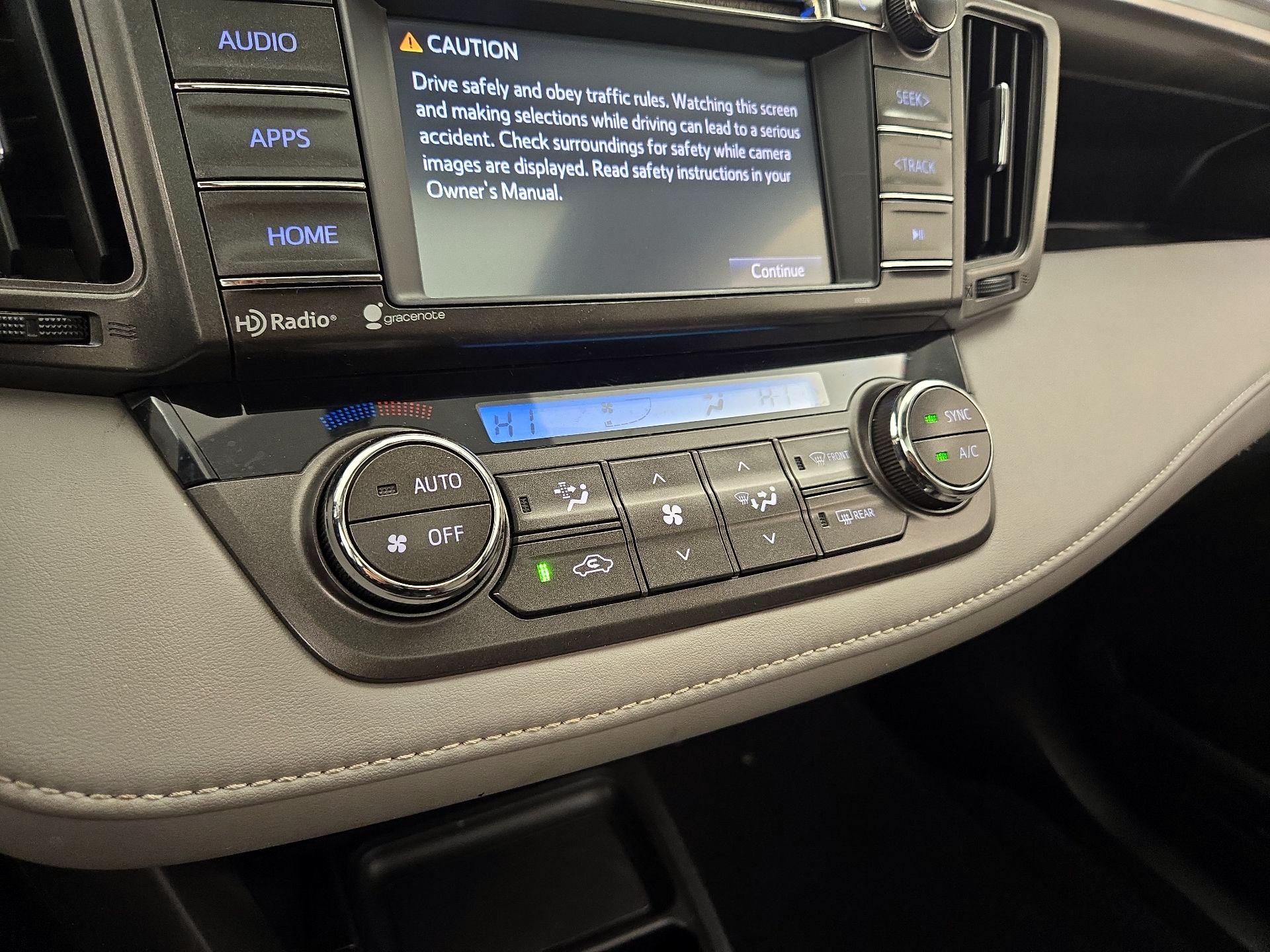 Thumbnail: 2014 Toyota RAV4 - 16