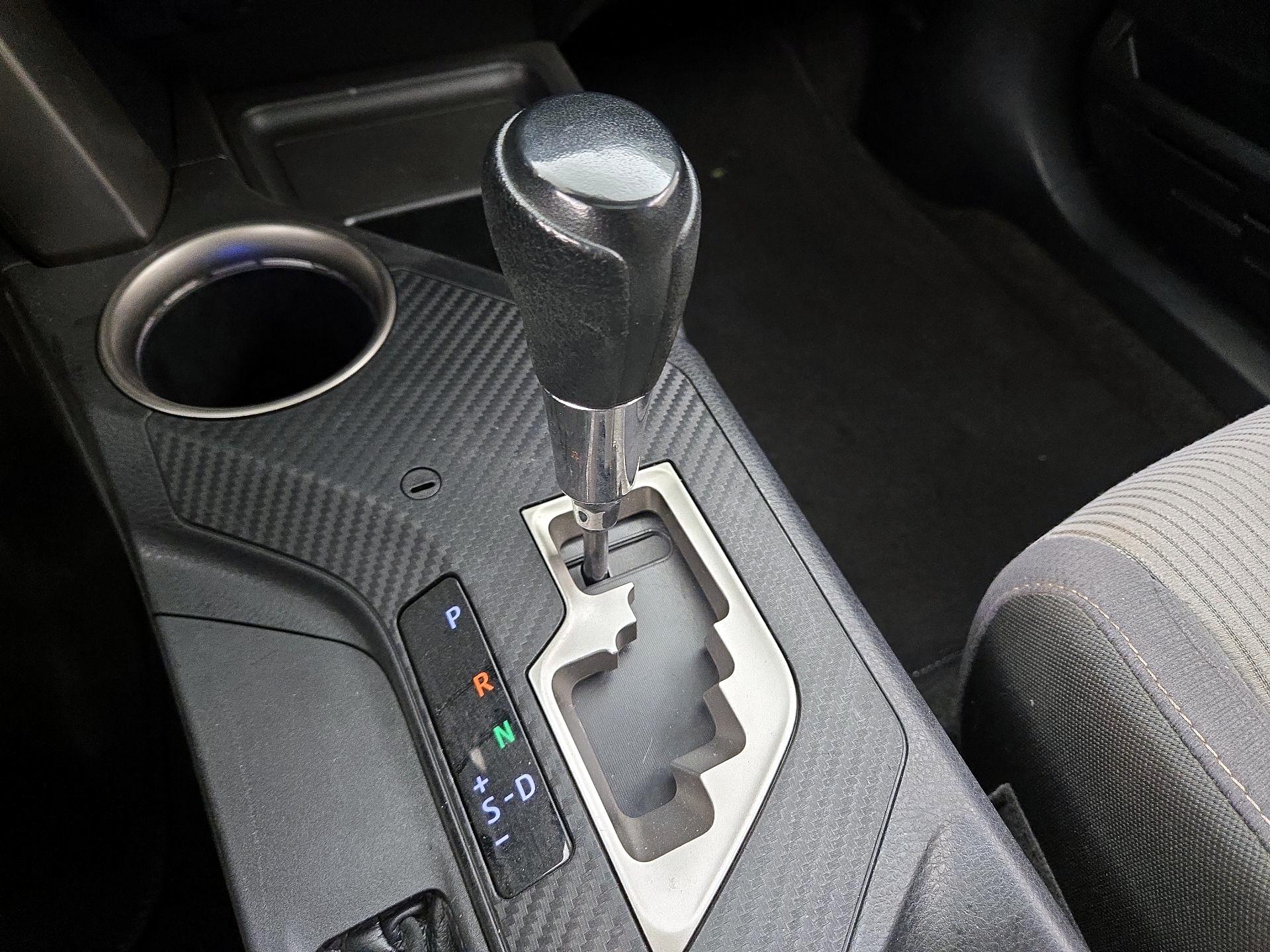 Thumbnail: 2014 Toyota RAV4 - 17