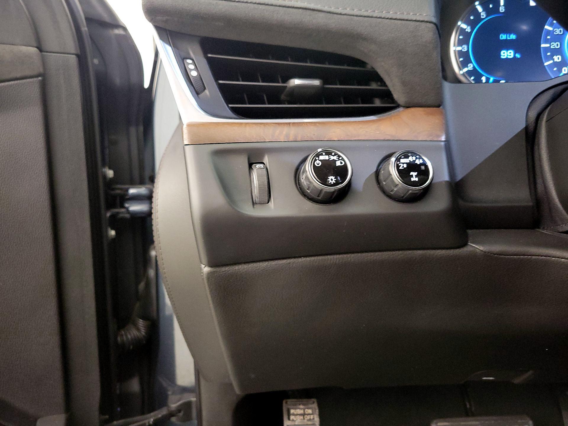 Thumbnail: 2019 Cadillac Escalade - 13