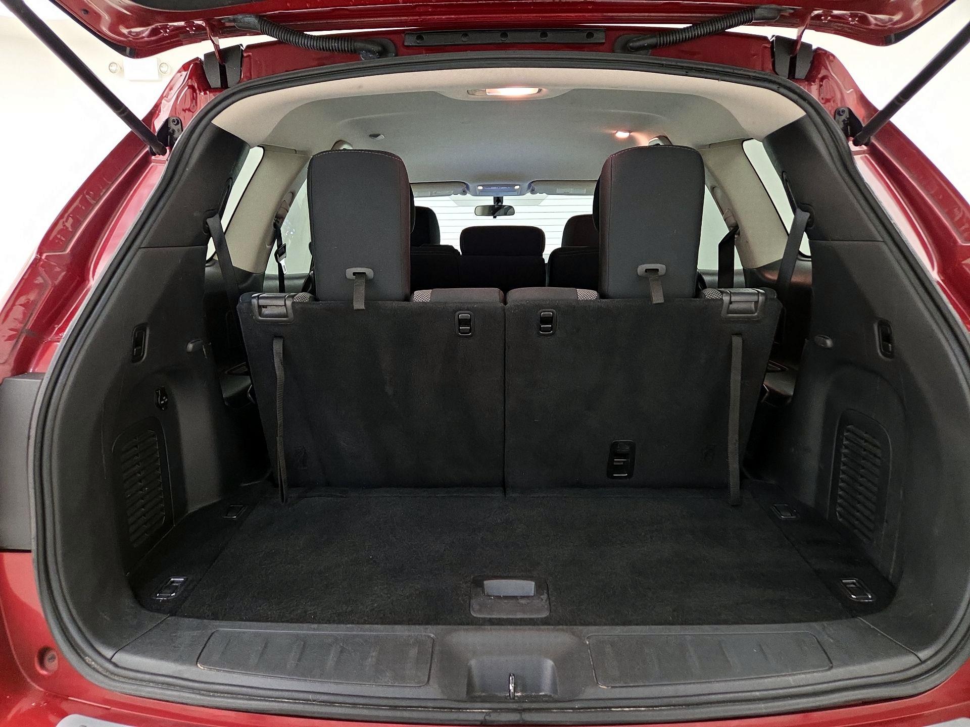 Thumbnail: 2017 Nissan Pathfinder - 19