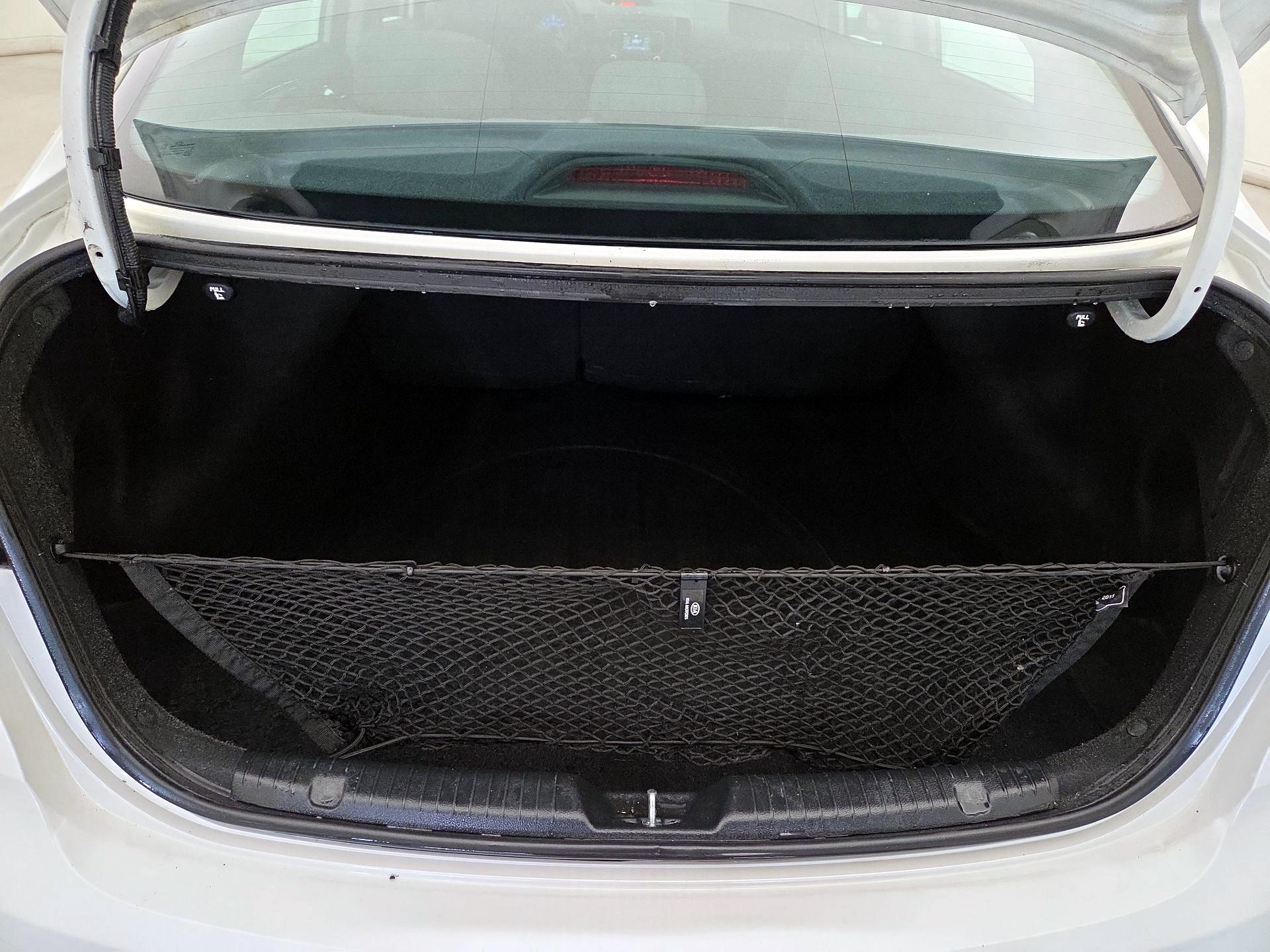 Thumbnail: 2016 Kia Forte - 20