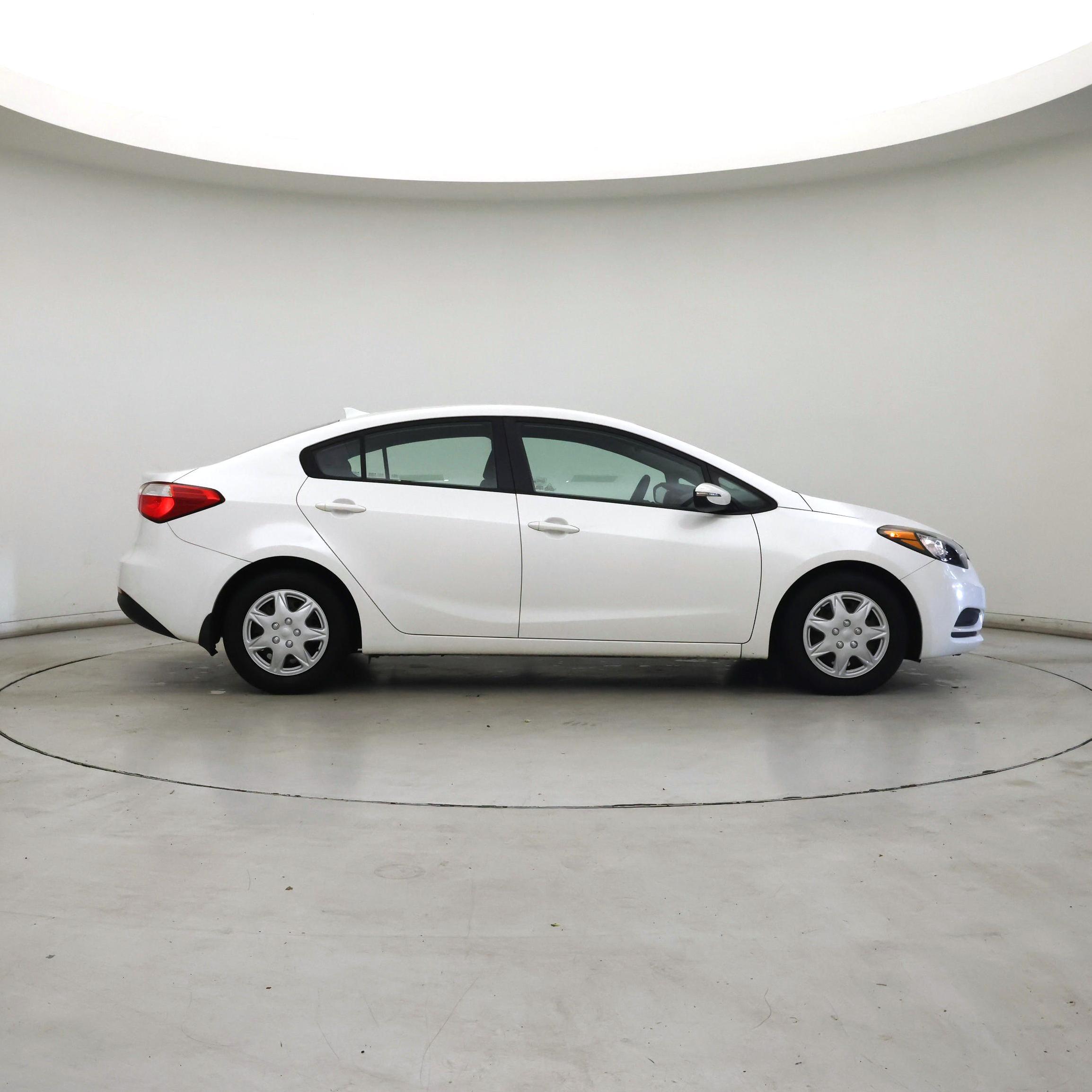 Thumbnail: 2016 Kia Forte - 7