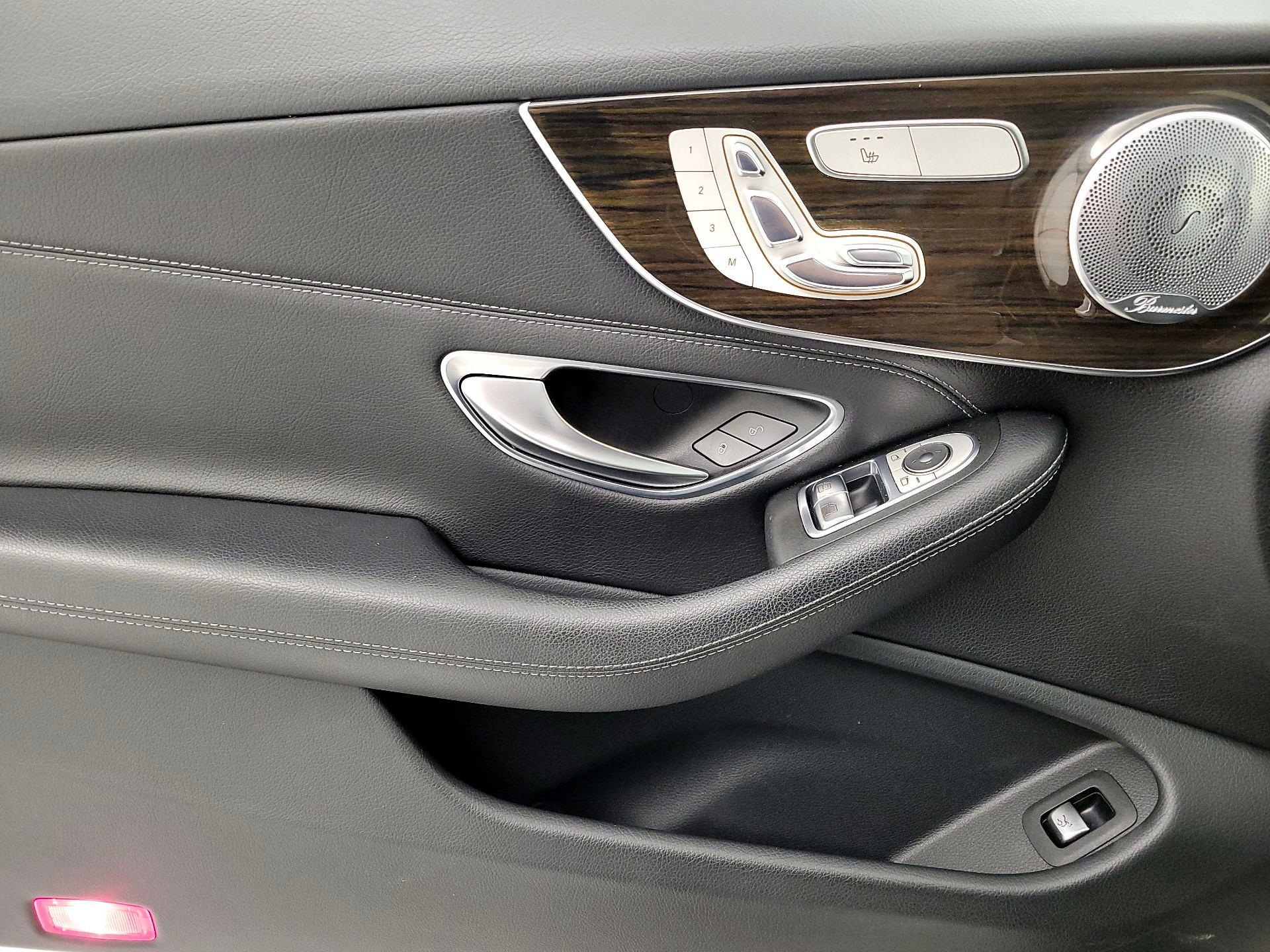 Thumbnail: 2017 Mercedes-Benz C-Class - 12