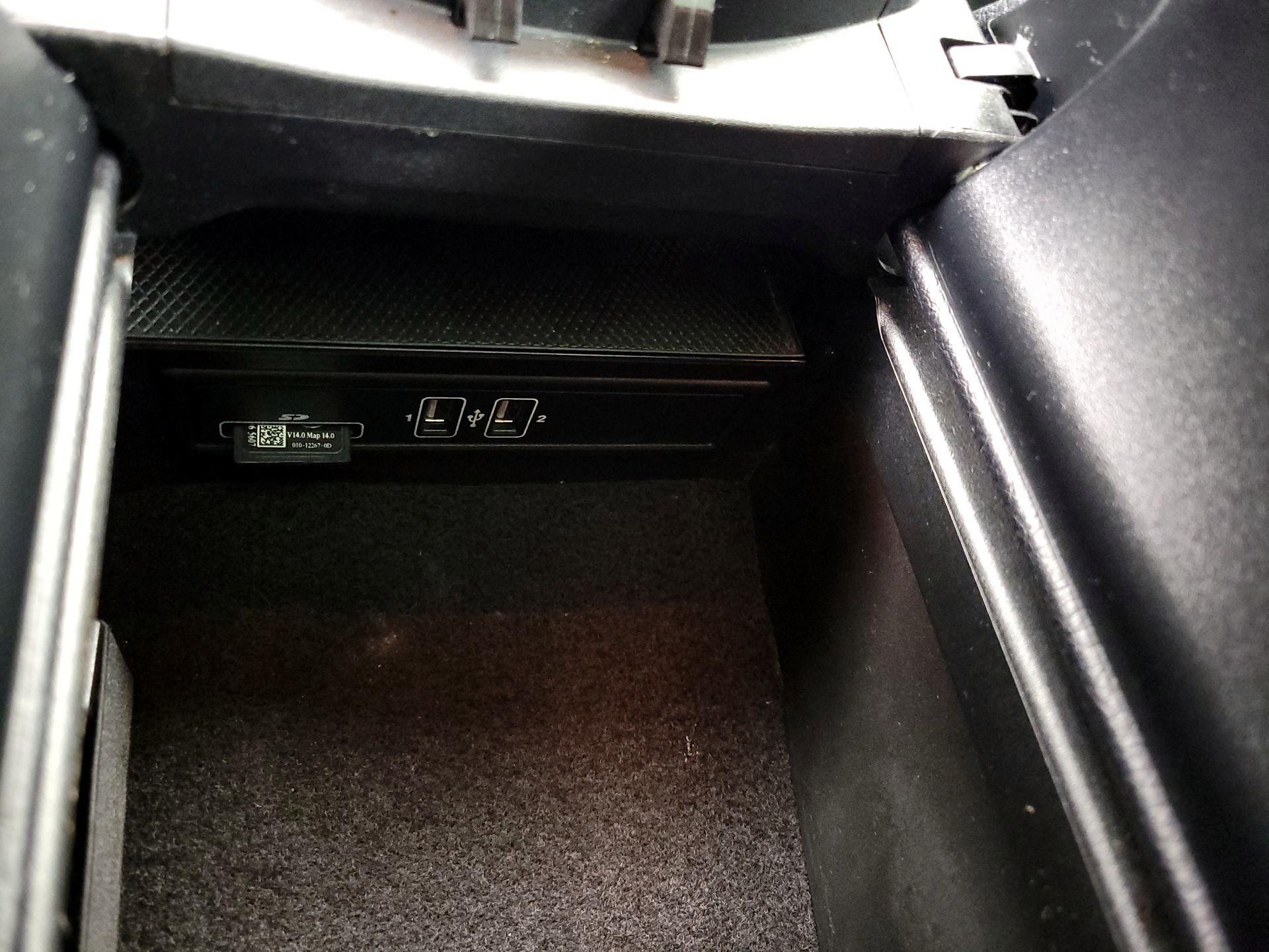 Thumbnail: 2017 Mercedes-Benz C-Class - 18