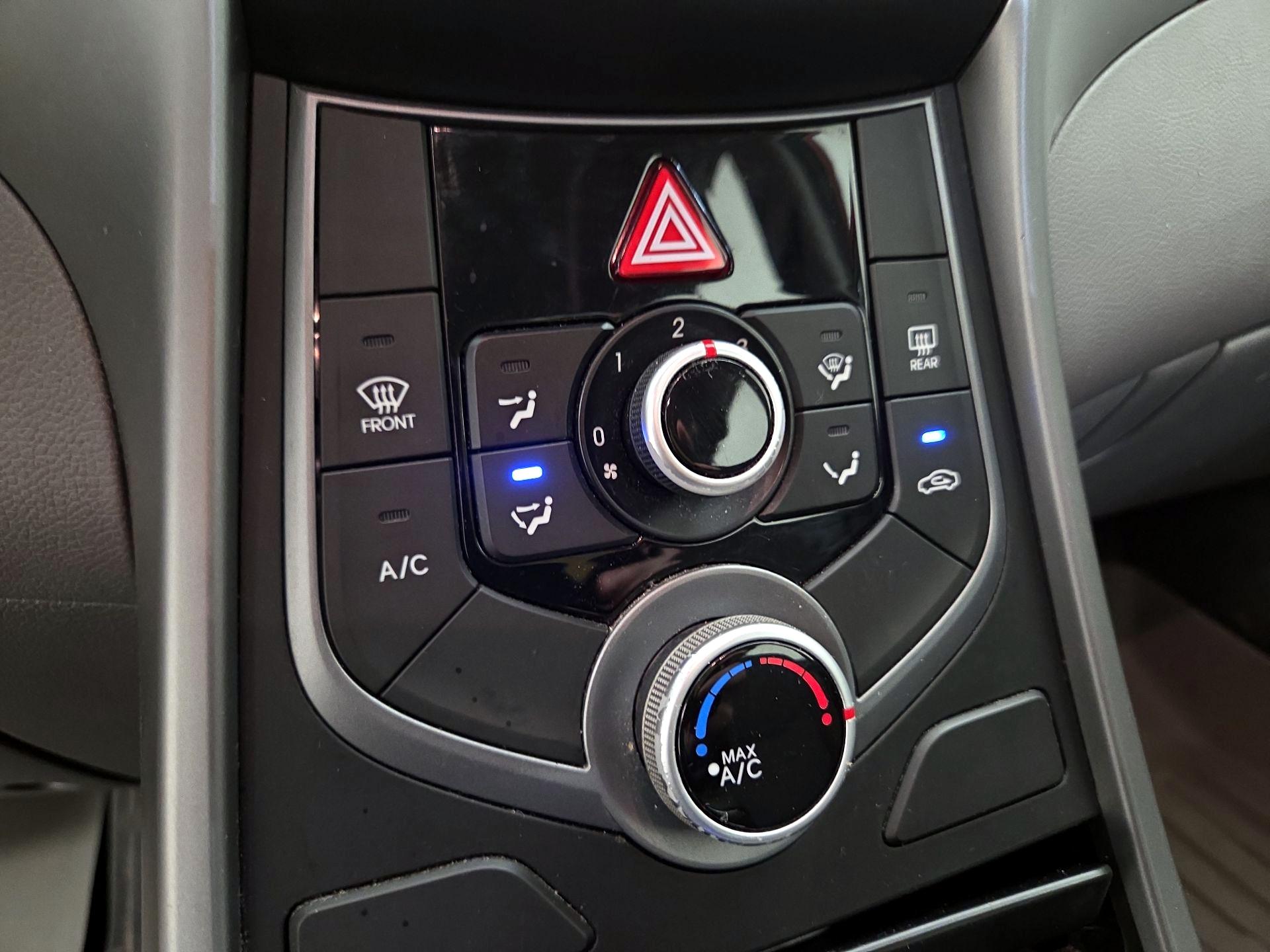 Thumbnail: 2014 Hyundai Elantra - 14
