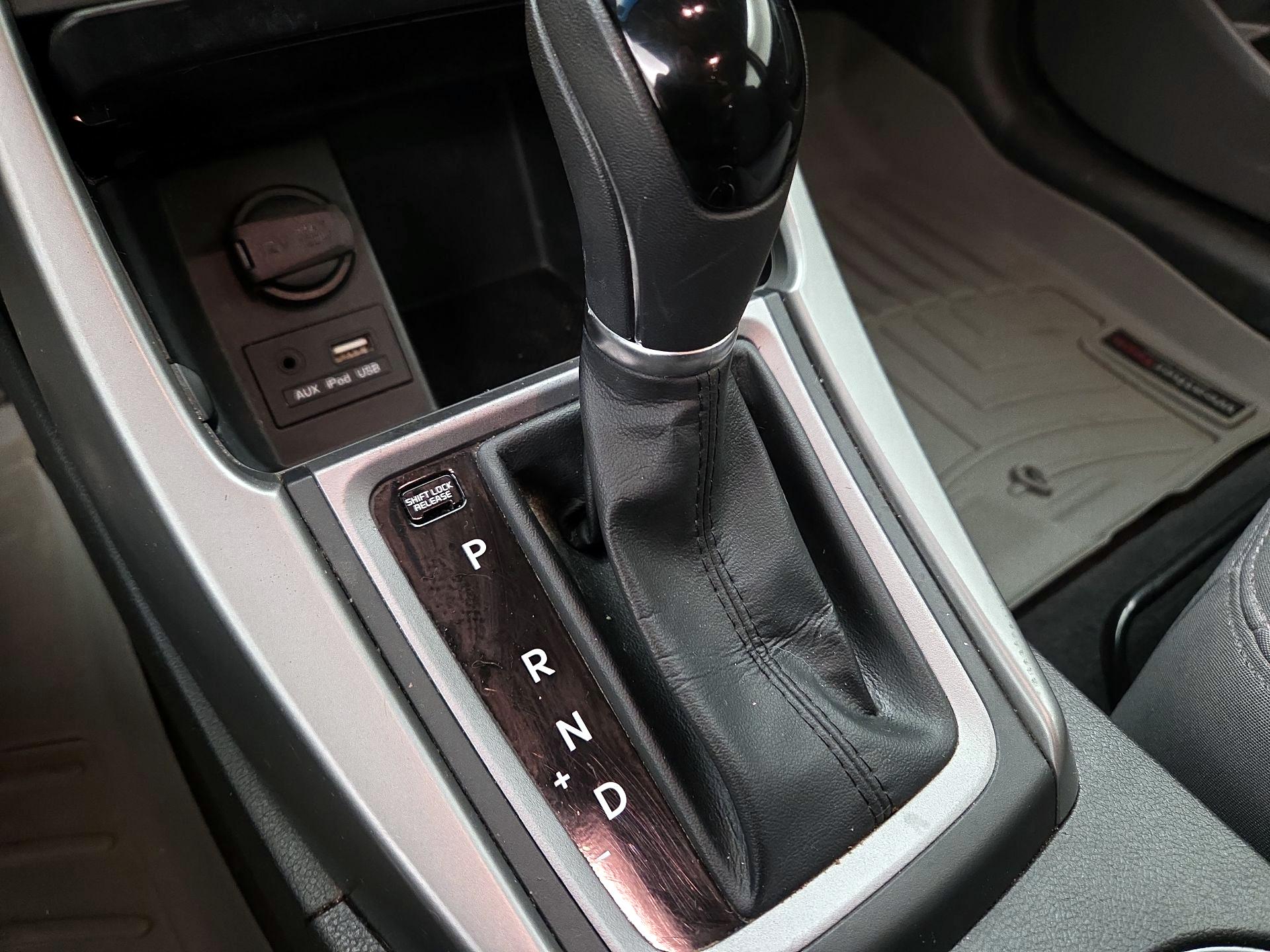 Thumbnail: 2014 Hyundai Elantra - 15