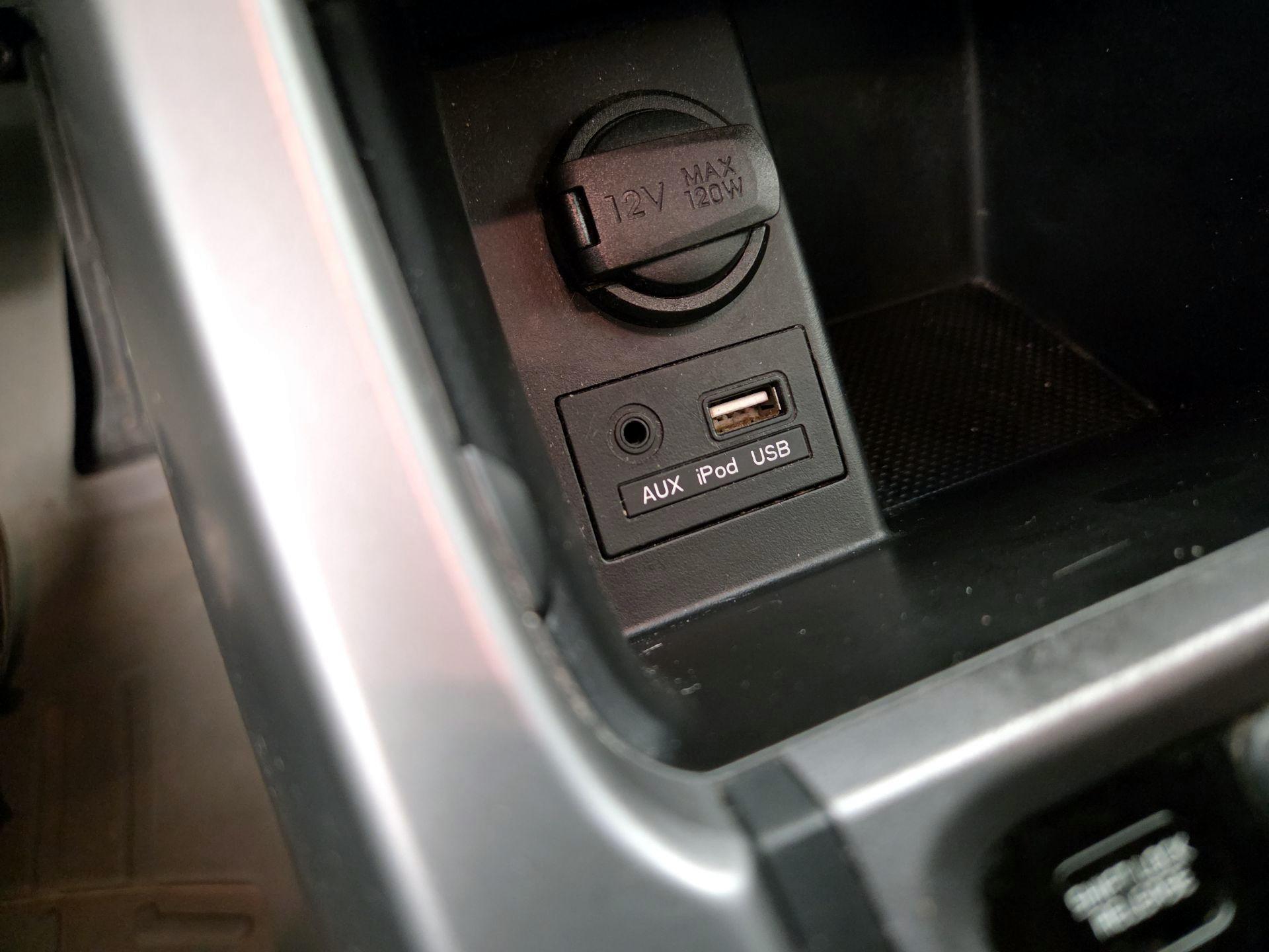 Thumbnail: 2014 Hyundai Elantra - 16