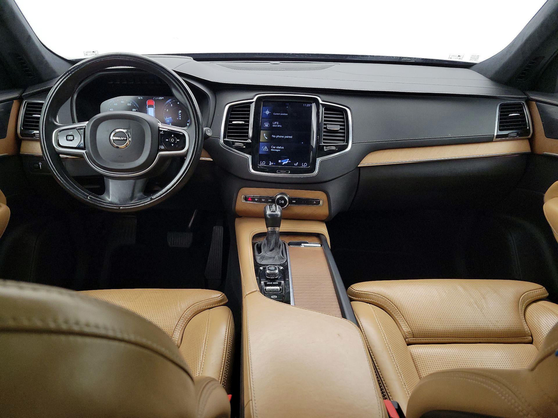 Thumbnail: 2019 Volvo XC90 - 9