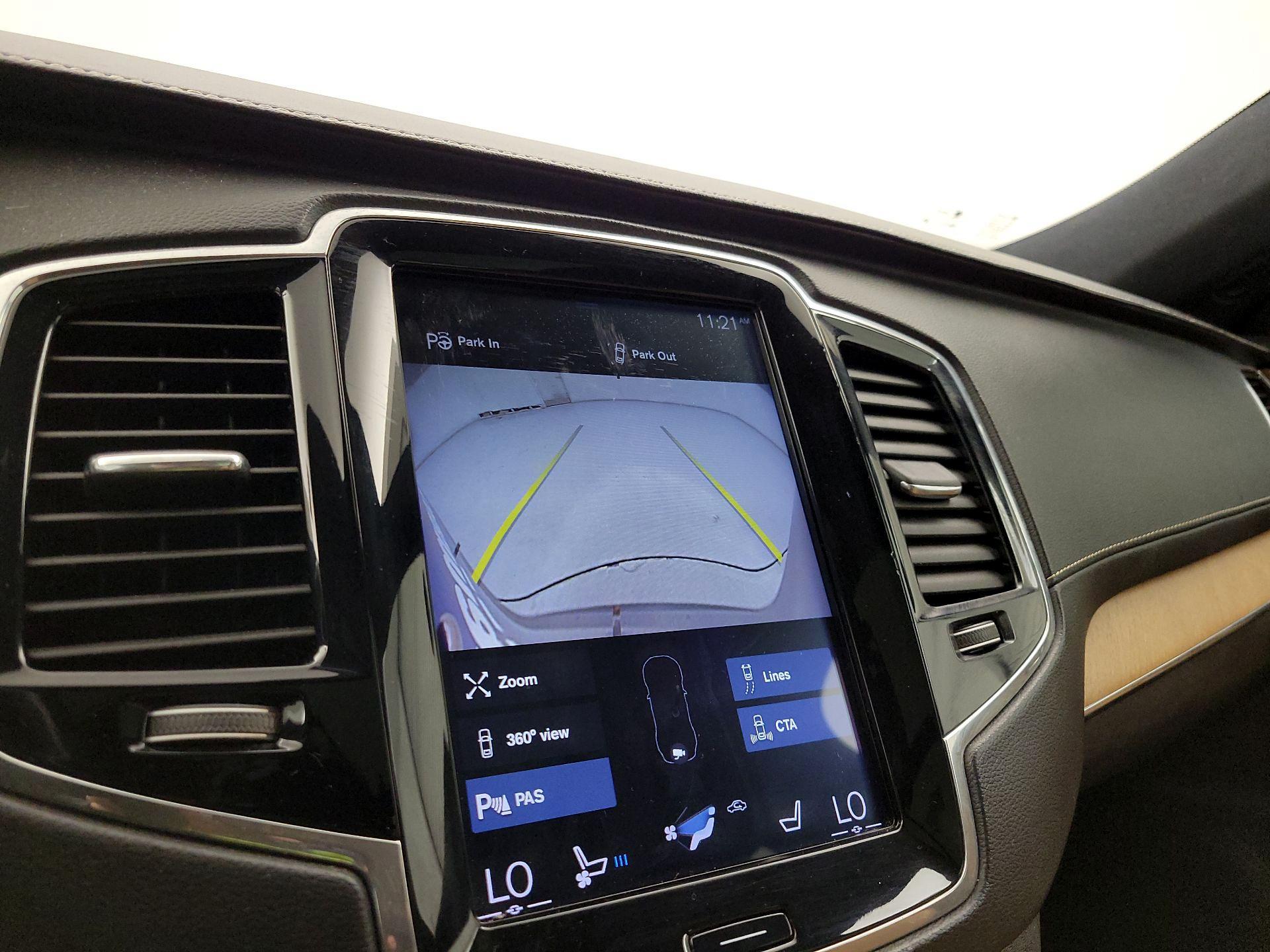 Thumbnail: 2019 Volvo XC90 - 15