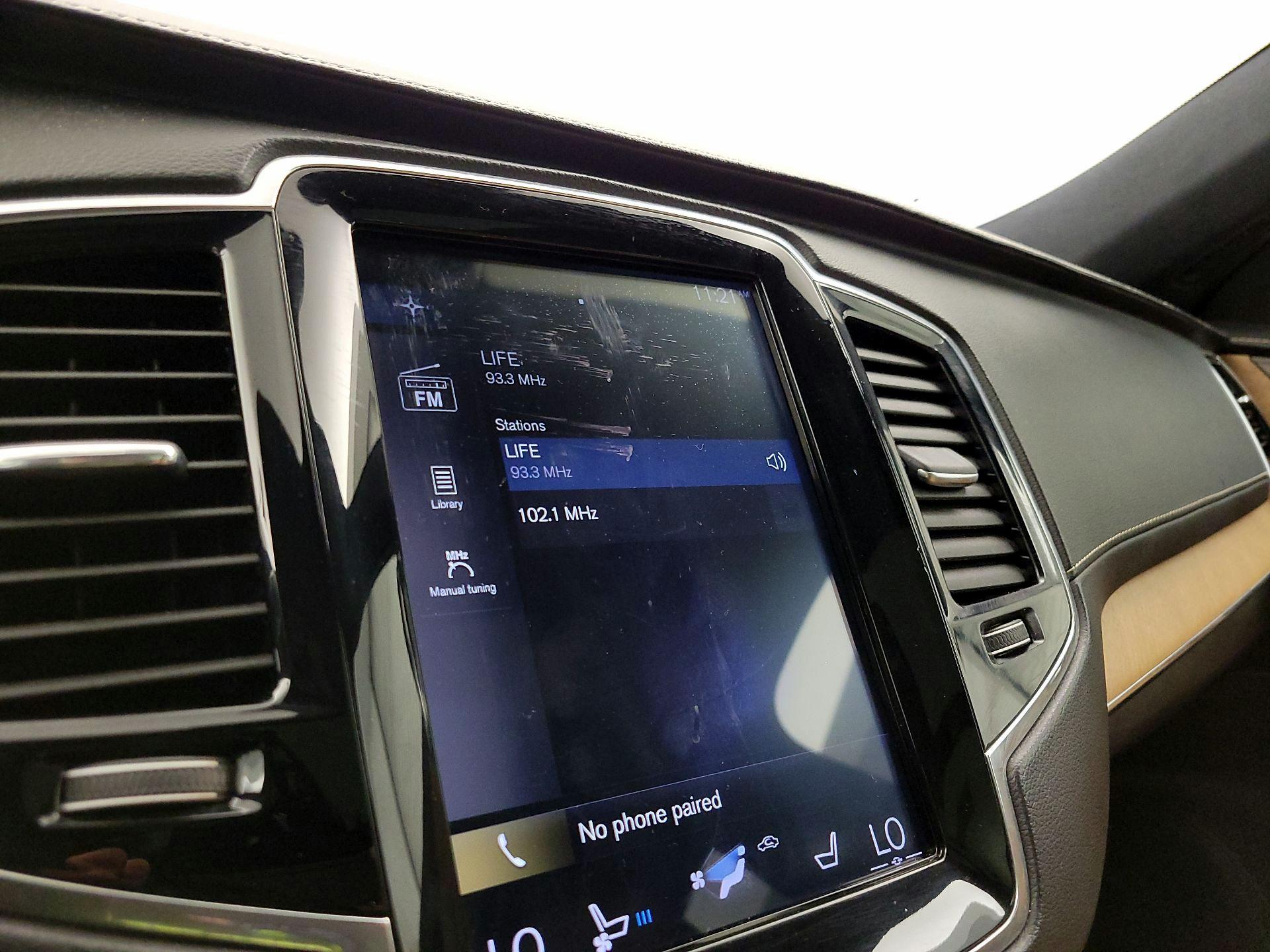 Thumbnail: 2019 Volvo XC90 - 16