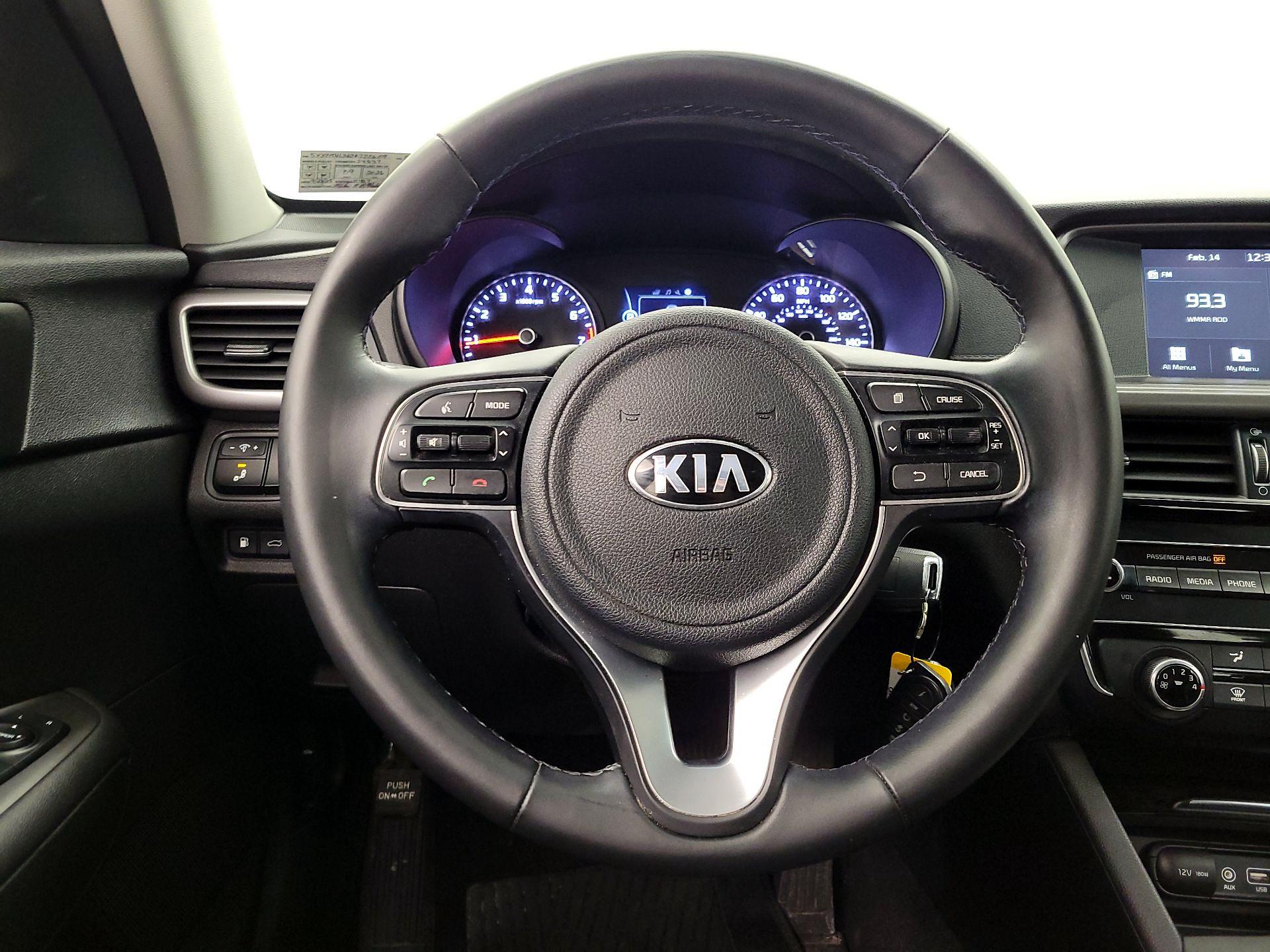 Thumbnail: 2018 Kia Optima - 10