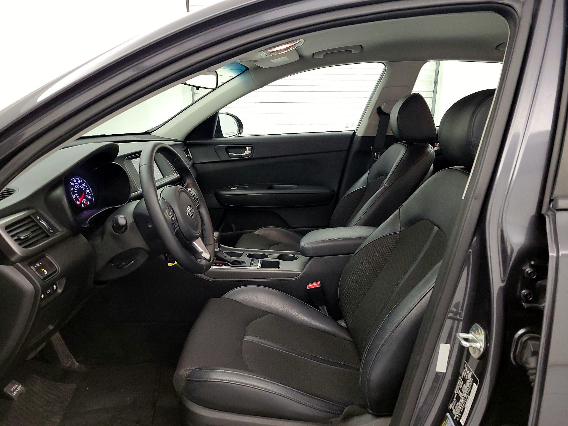 Thumbnail: 2018 Kia Optima - 11