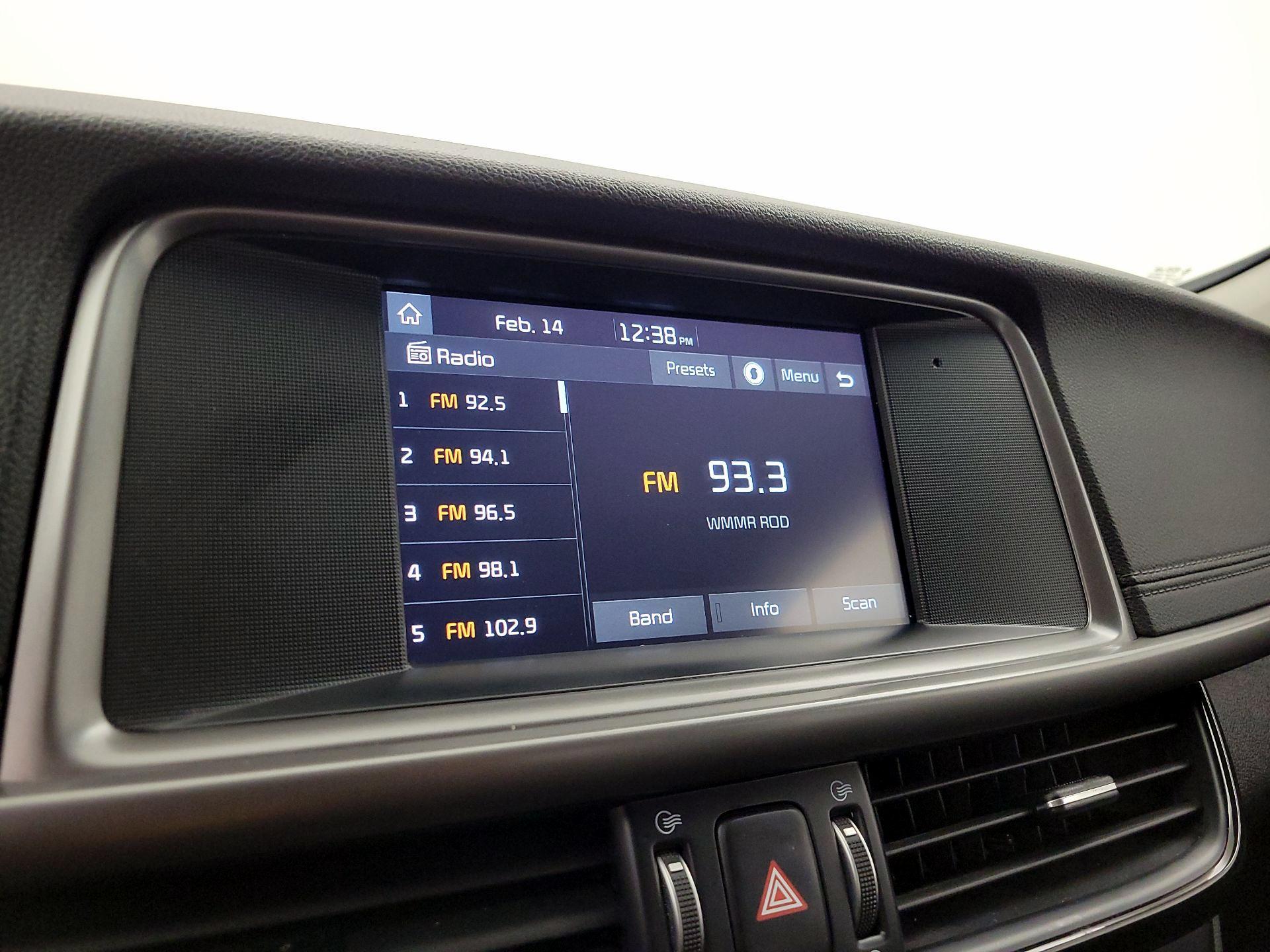 Thumbnail: 2018 Kia Optima - 15