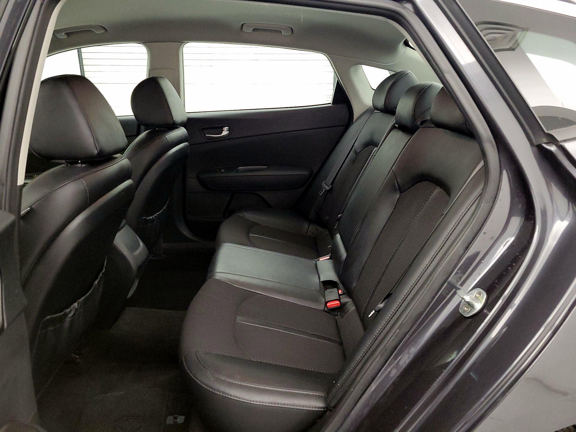 Thumbnail: 2018 Kia Optima - 19