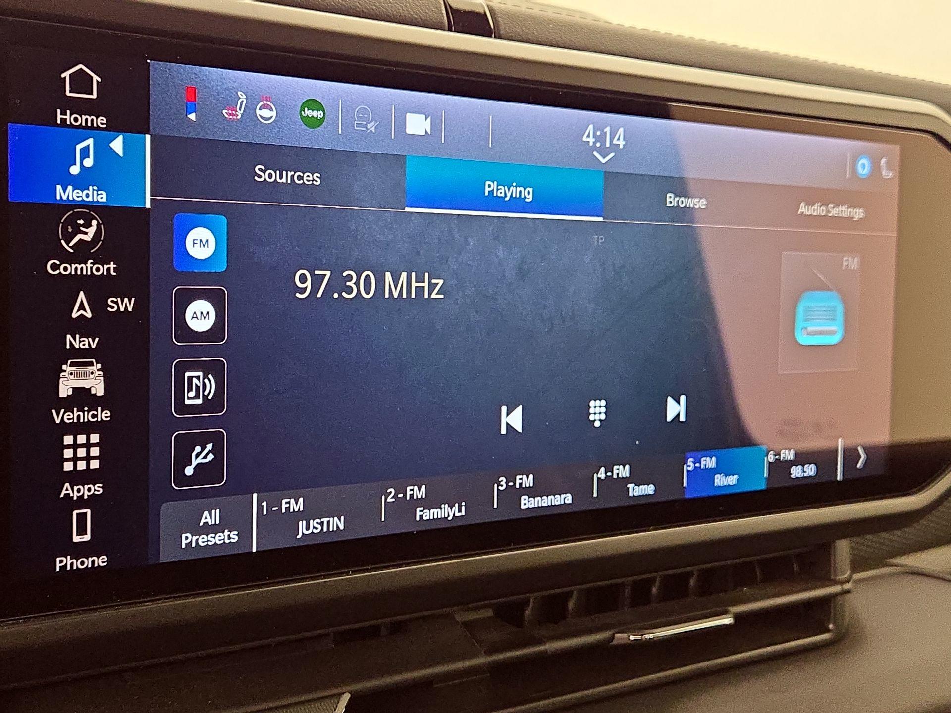 Thumbnail: 2024 Jeep Wrangler - 15