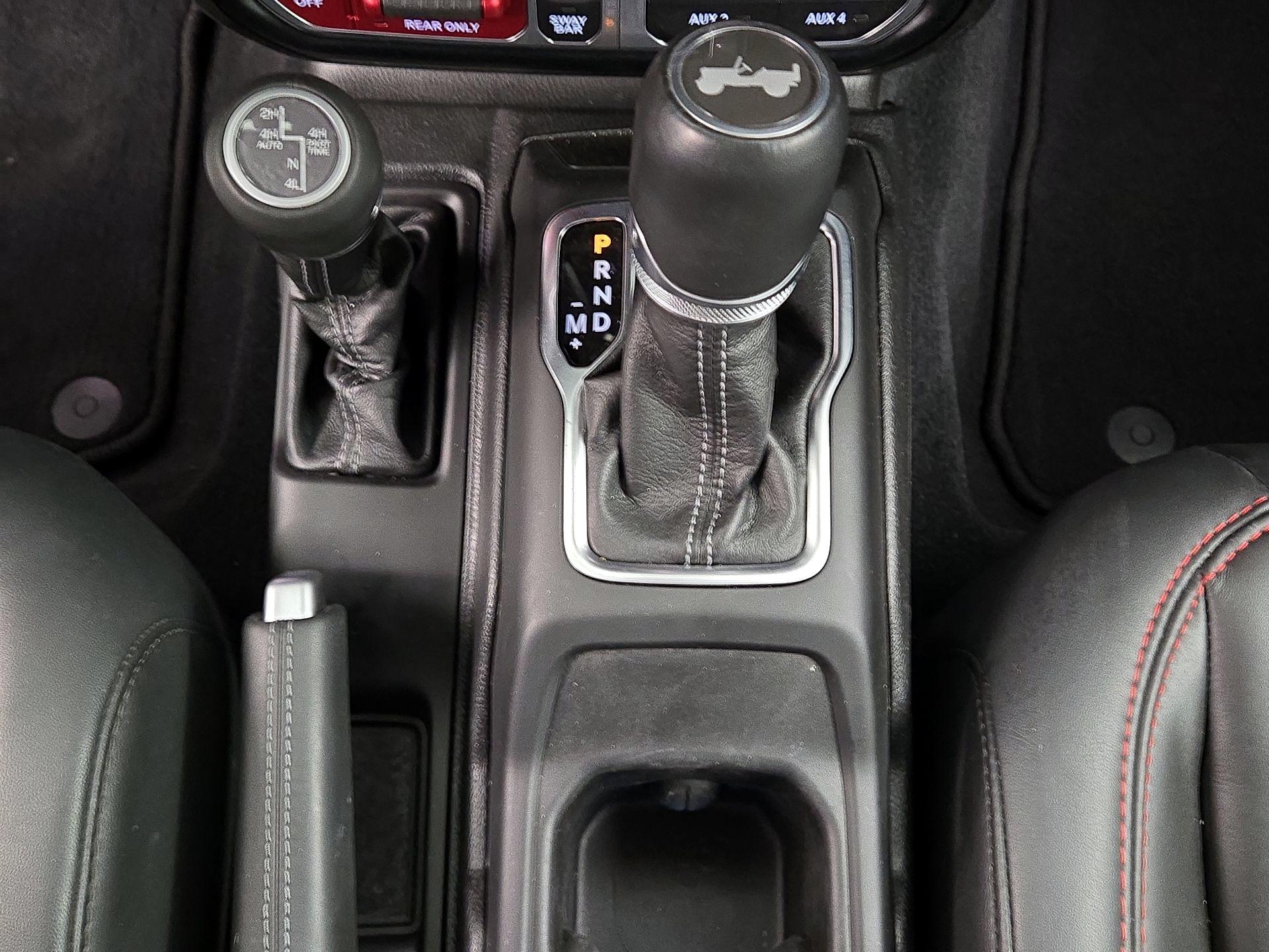 Thumbnail: 2024 Jeep Wrangler - 17