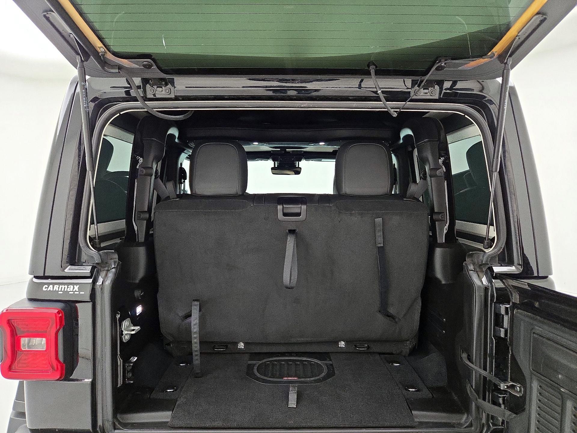 Thumbnail: 2024 Jeep Wrangler - 20