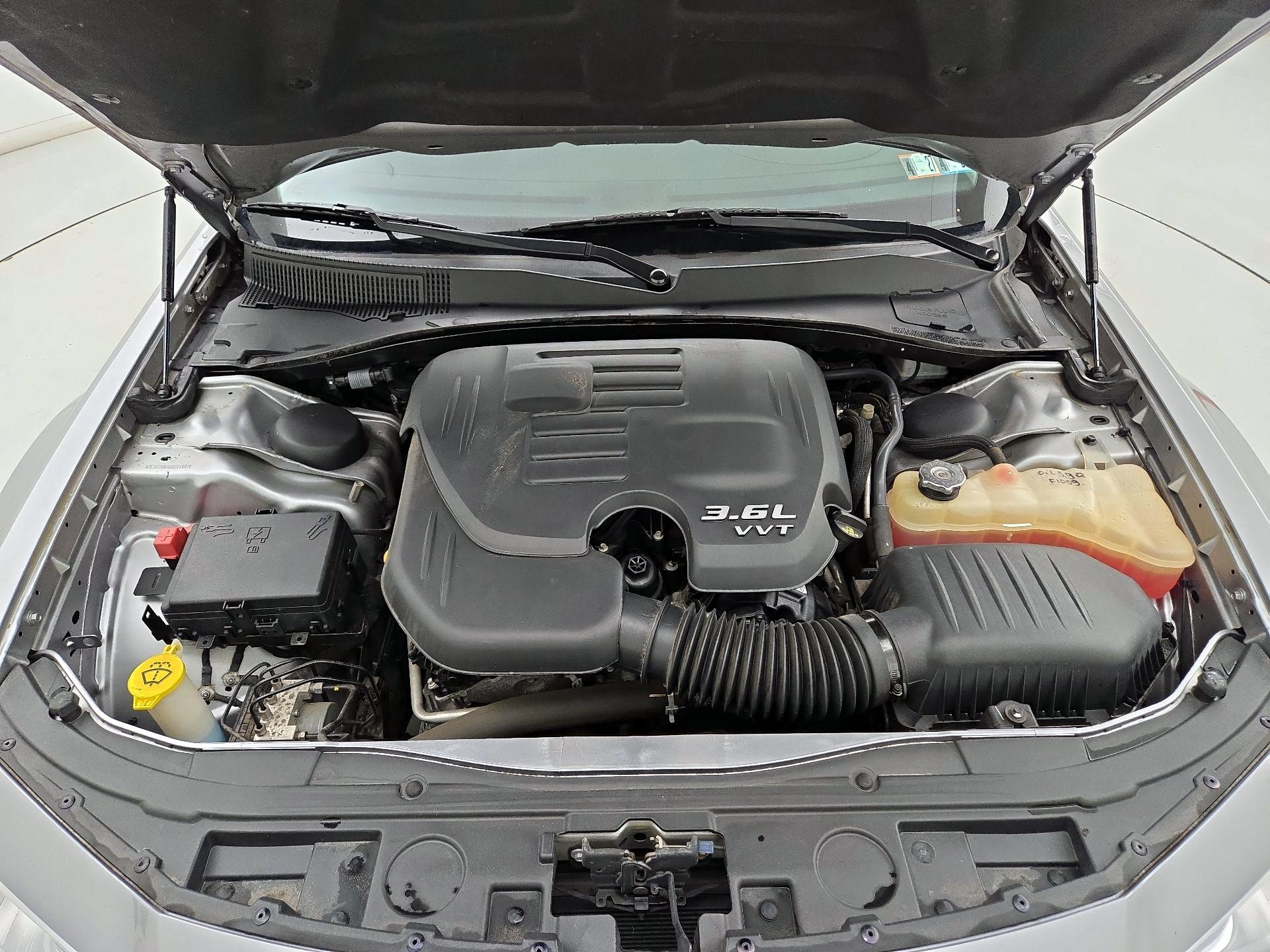 Thumbnail: 2016 Chrysler 300 - 20