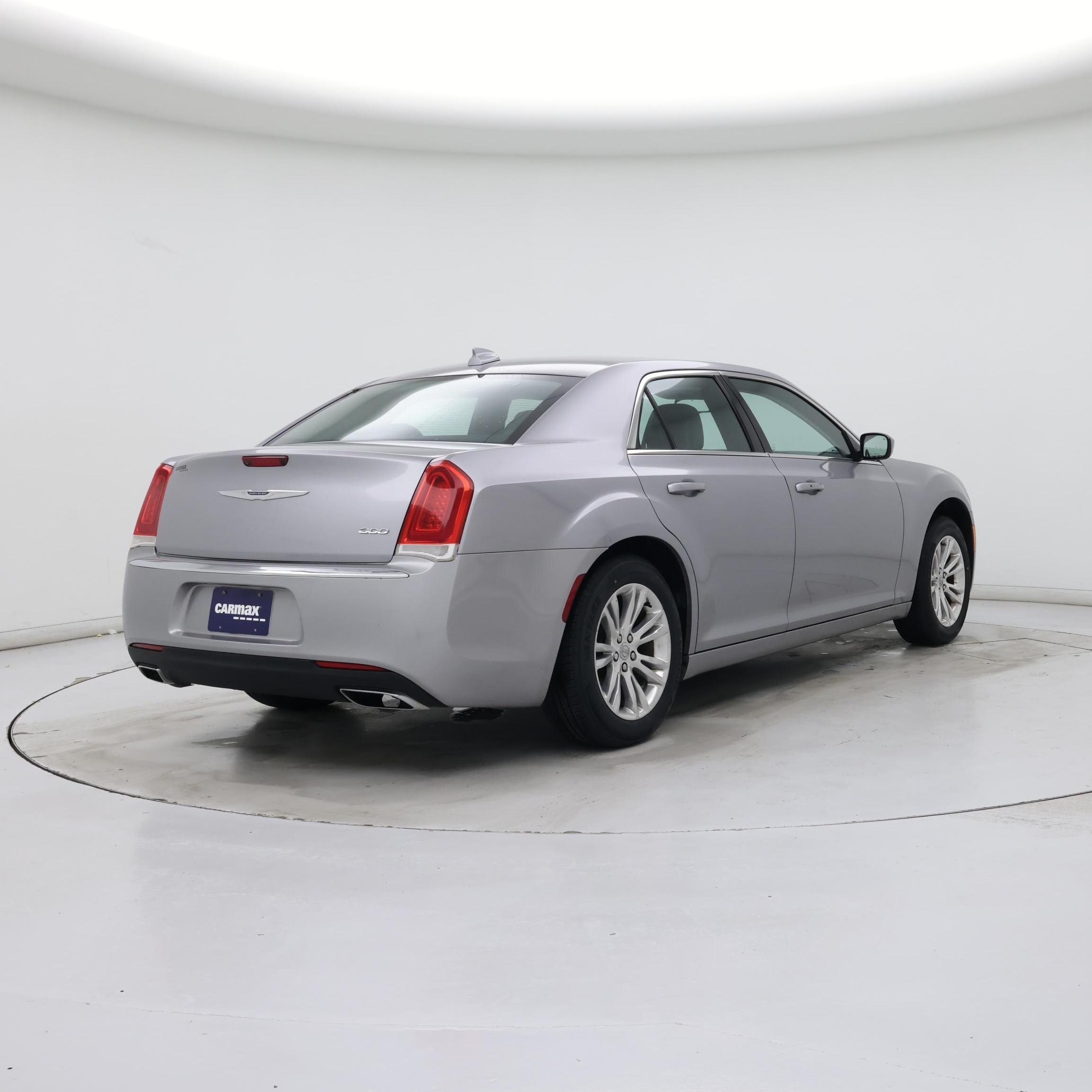 Thumbnail: 2016 Chrysler 300 - 8