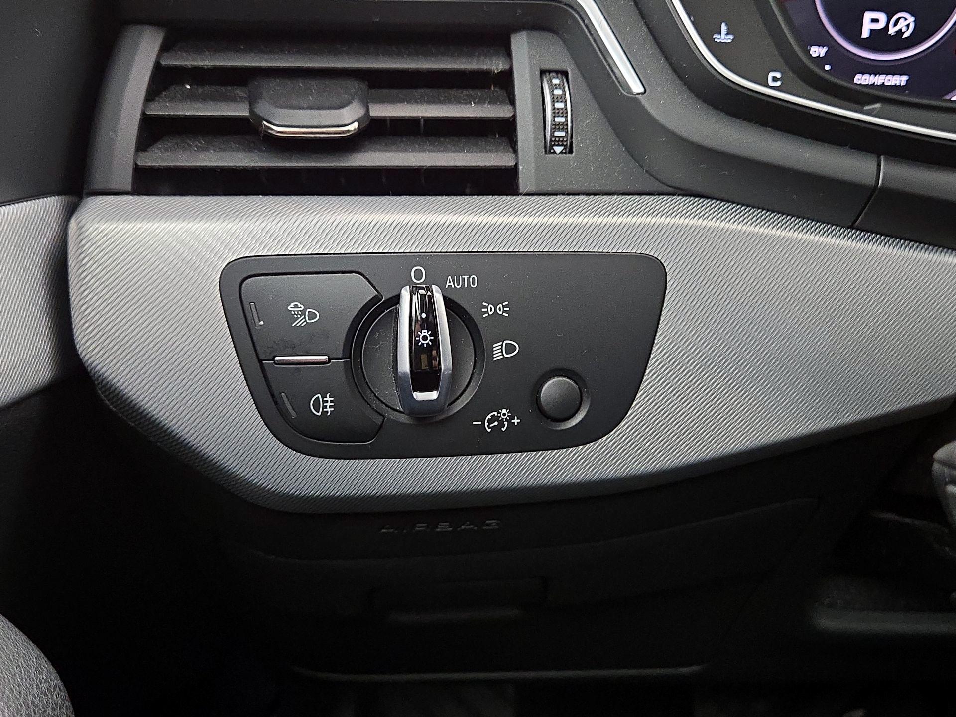 Thumbnail: 2017 Audi A4 - 13