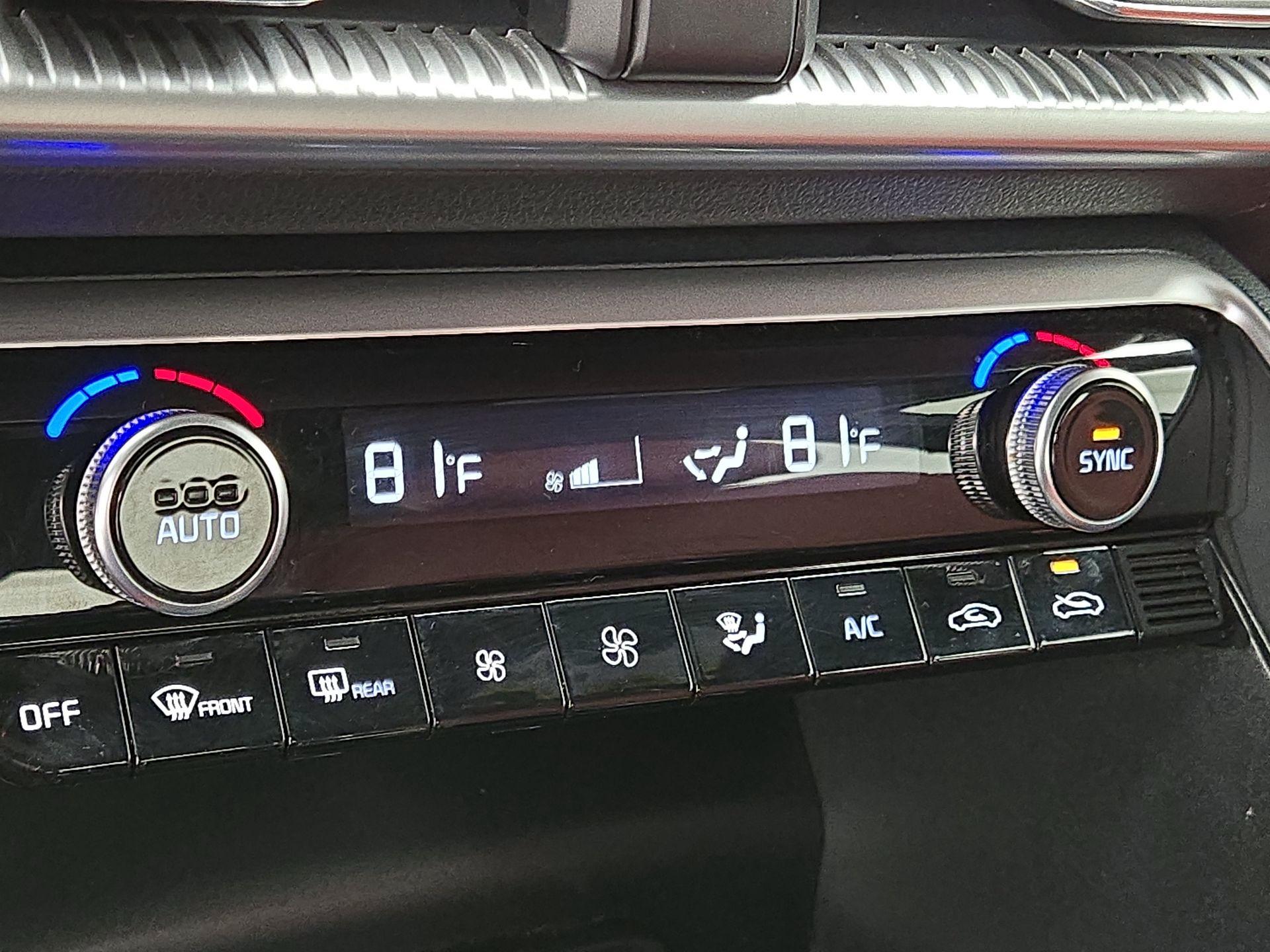 Thumbnail: 2023 Kia K5 - 16