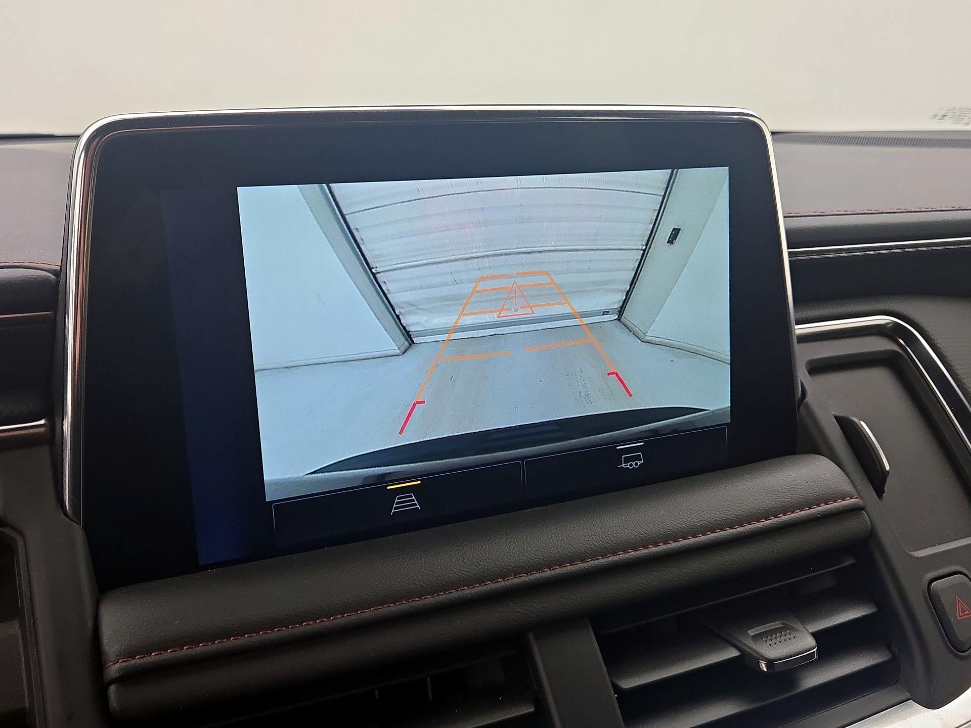 Thumbnail: 2023 Chevrolet Suburban - 15