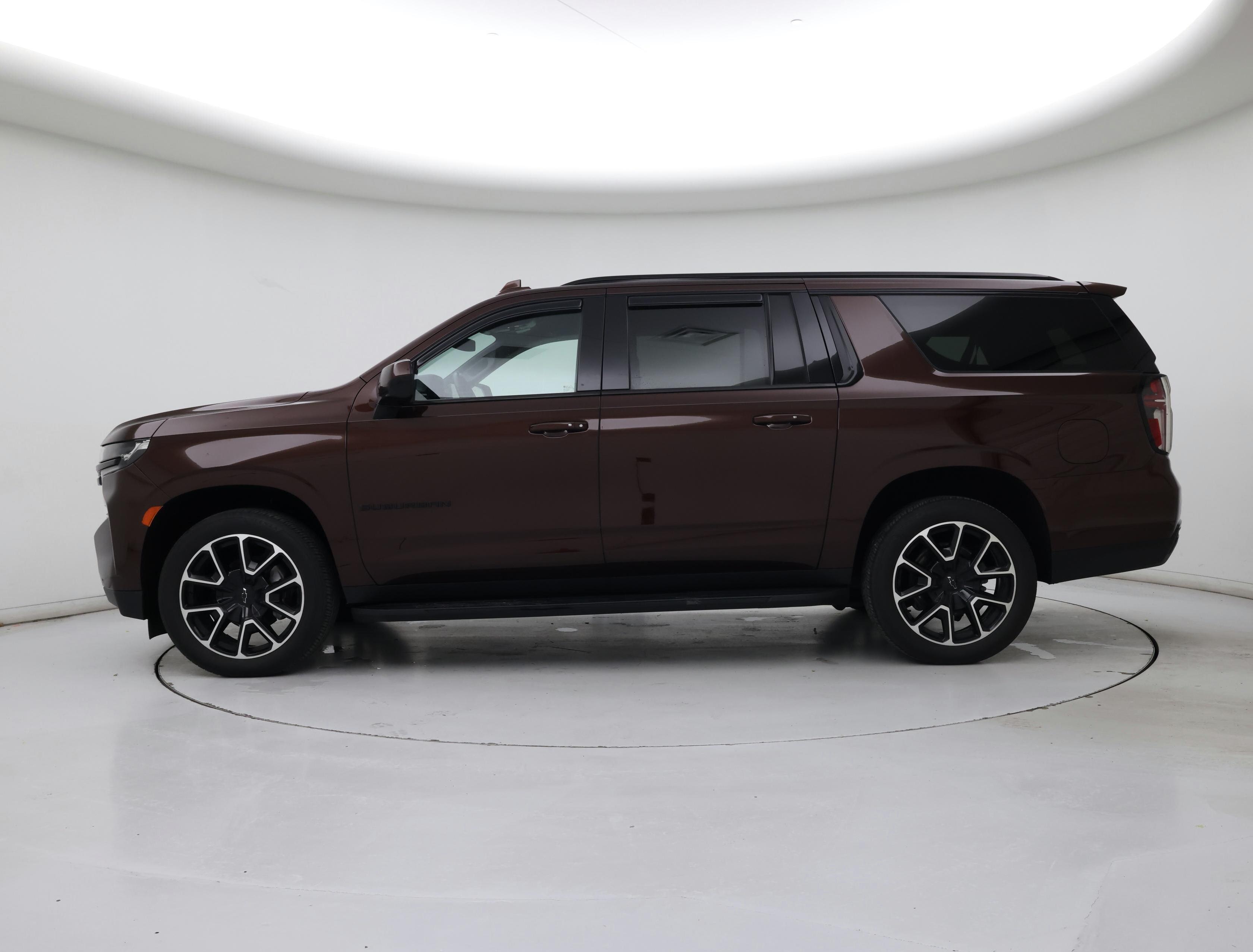 Thumbnail: 2023 Chevrolet Suburban - 3