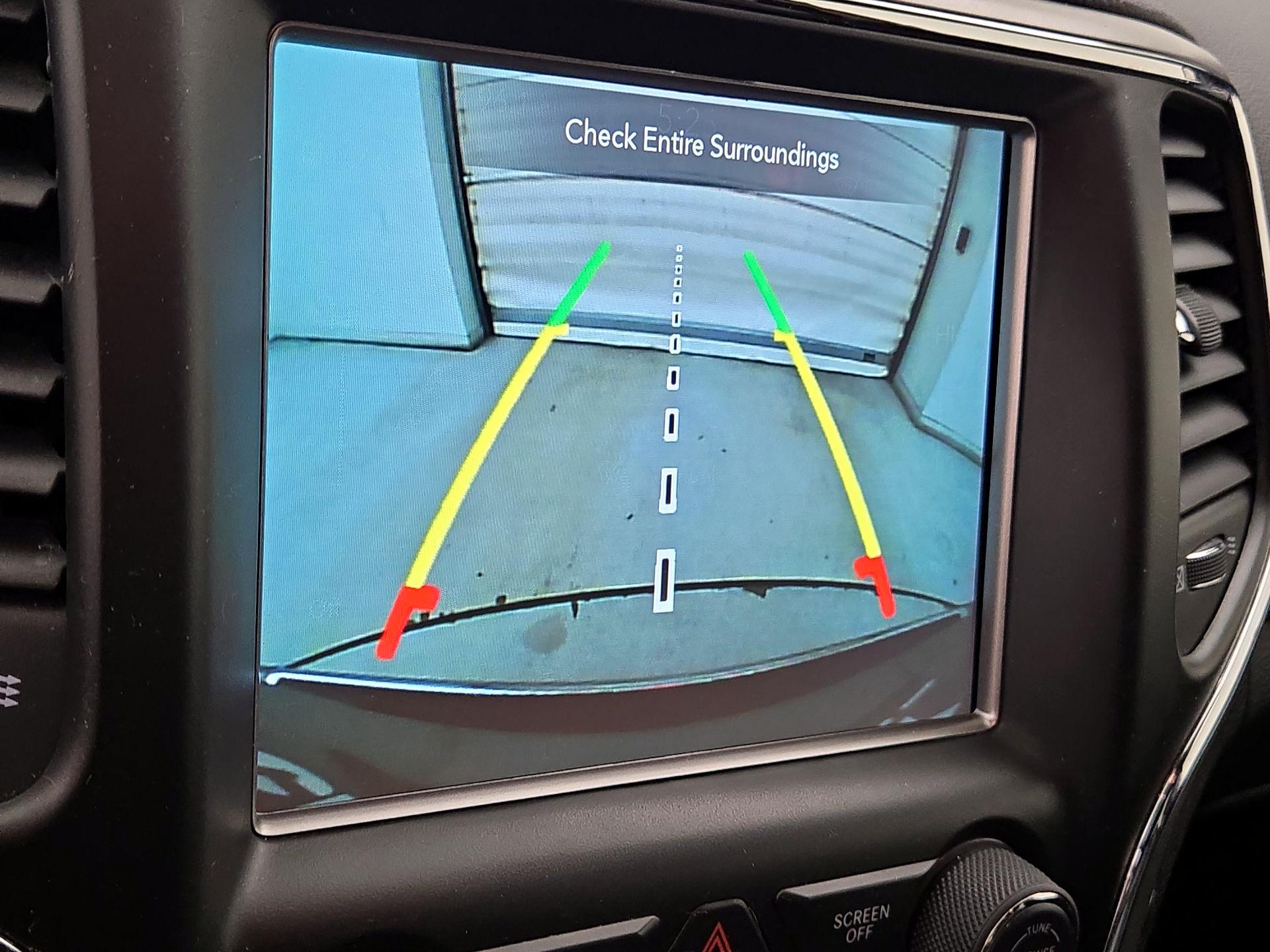 Thumbnail: 2018 Jeep Grand Cherokee - 14