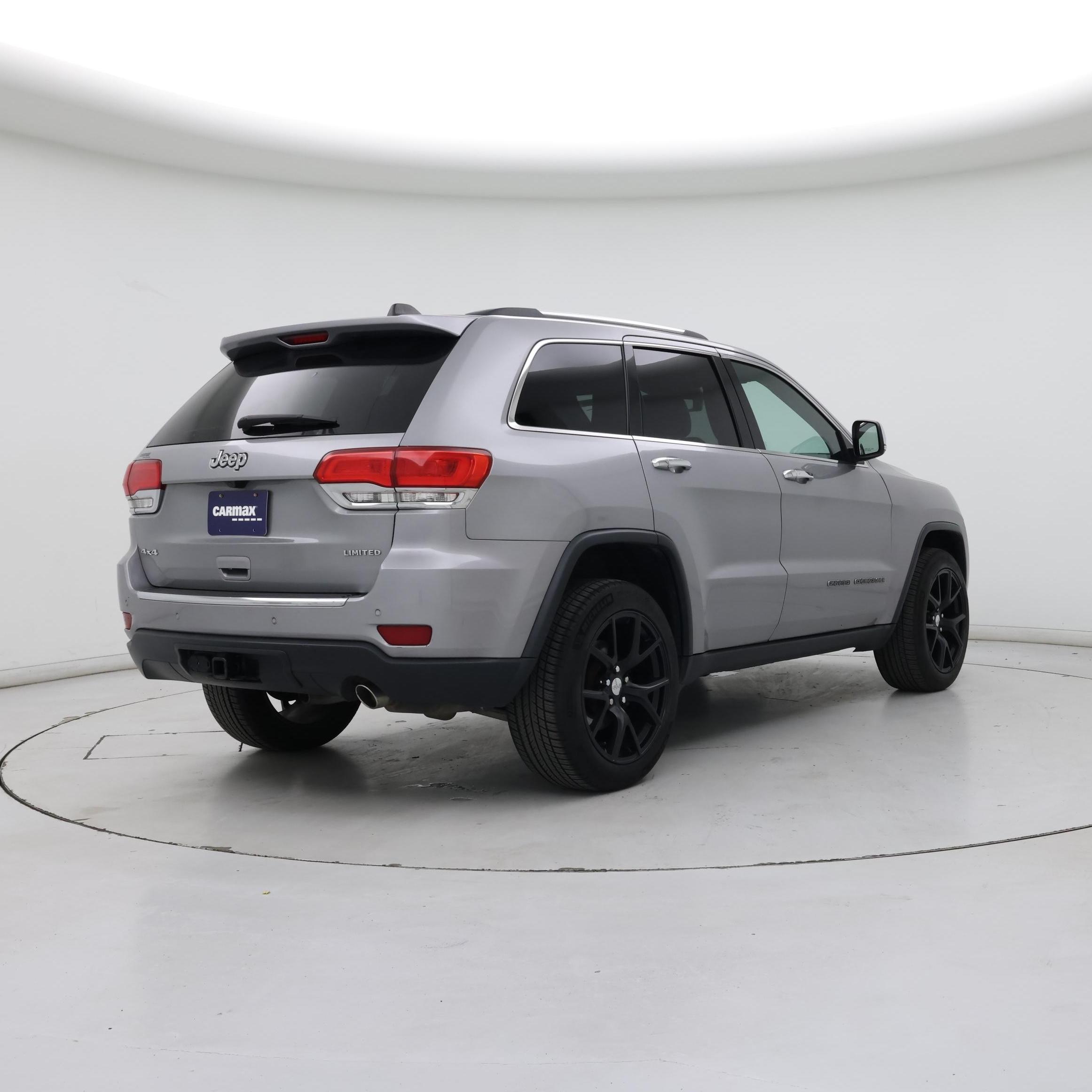 Thumbnail: 2018 Jeep Grand Cherokee - 8